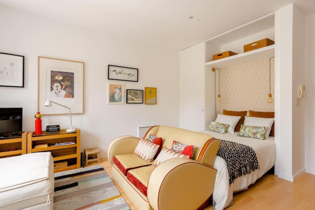 Sunny Priorado Vintage With Balcony Apartment *