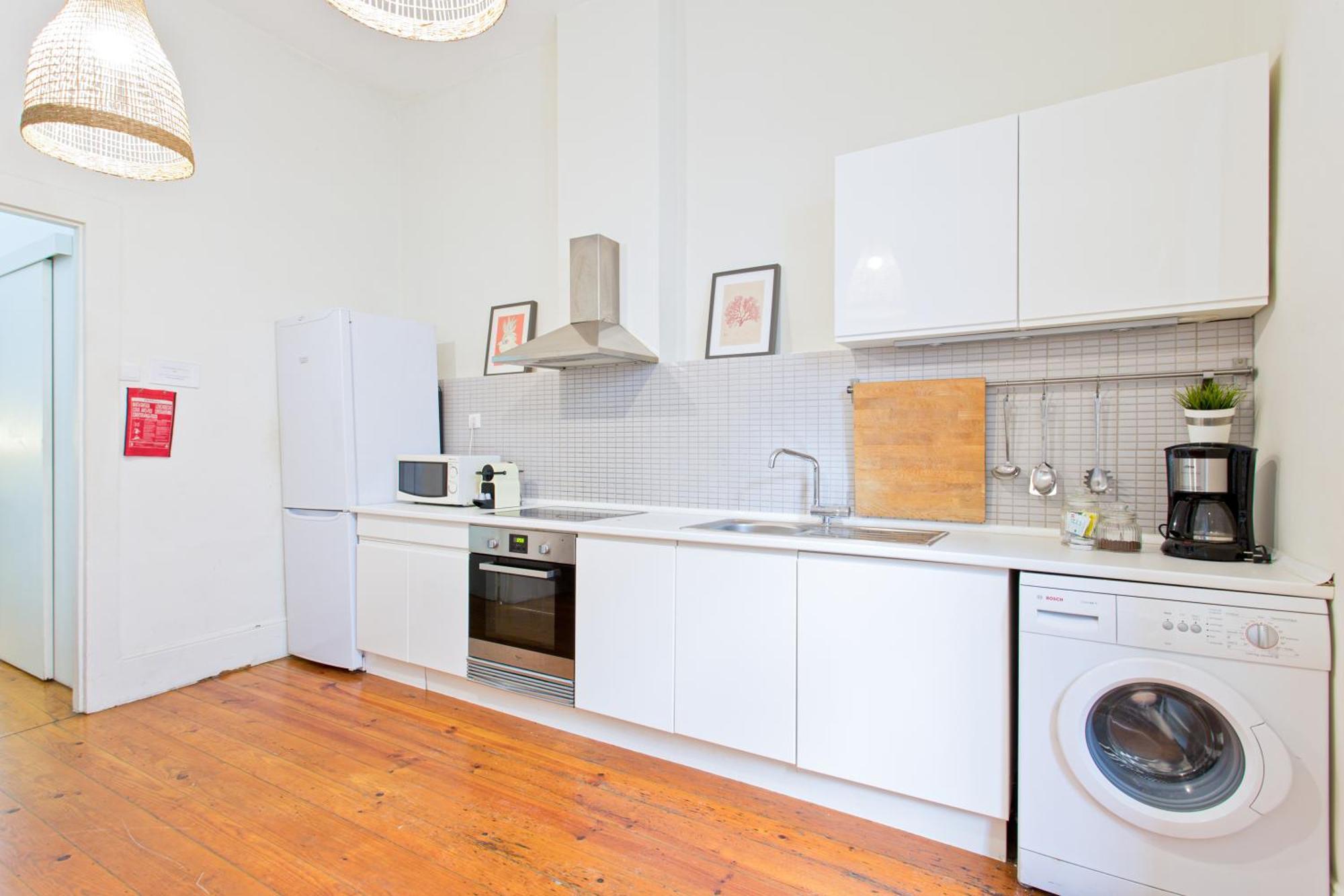 Charming Historic 31 Janeiro Street Apartment Porto