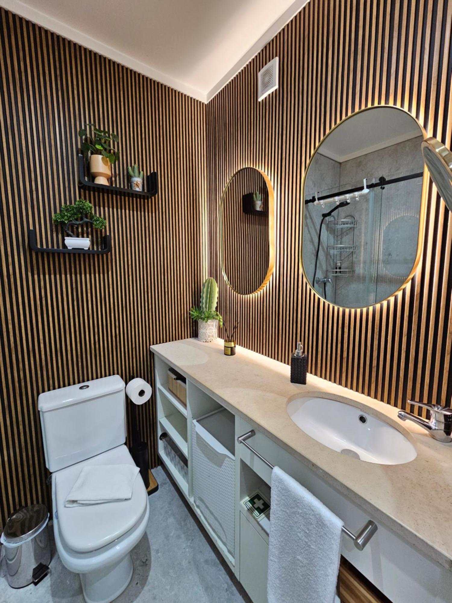 Terrace Apartment *
