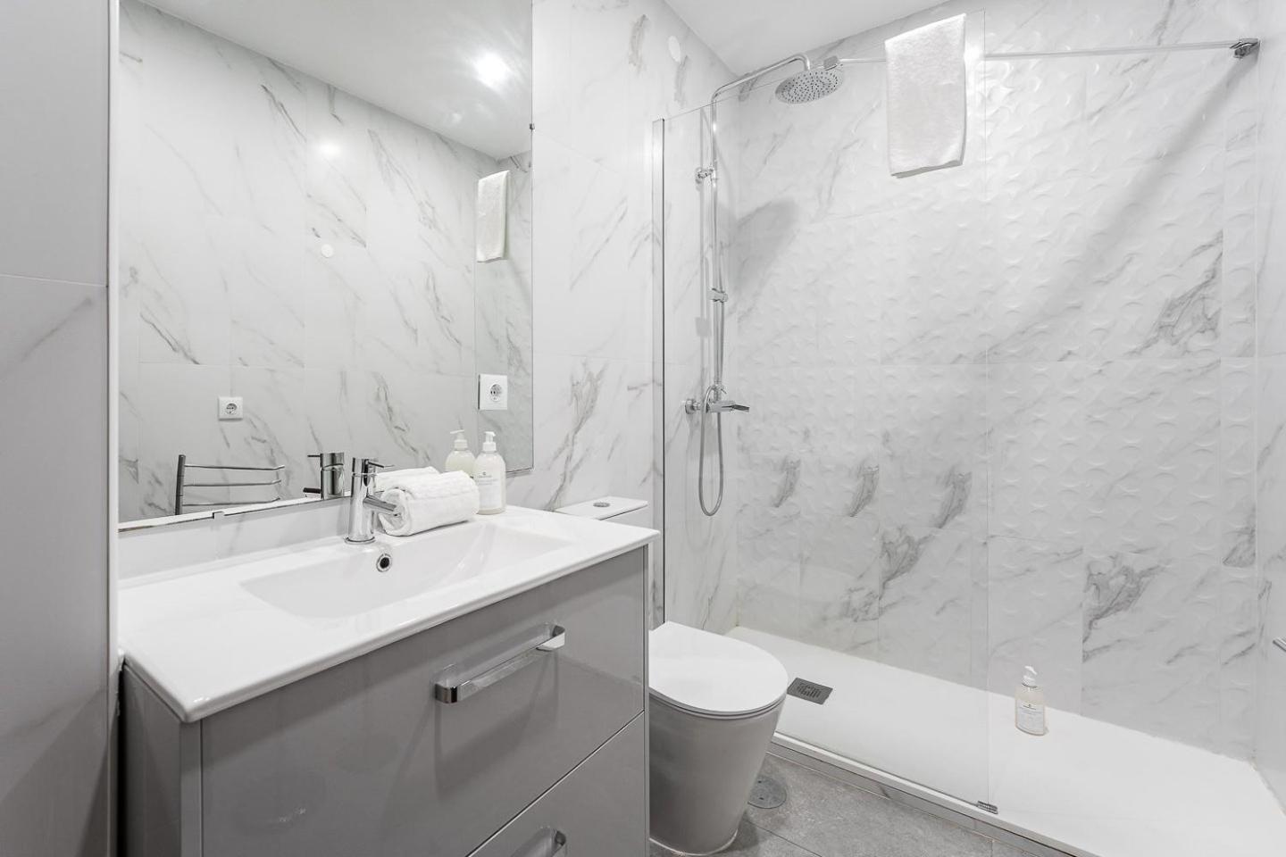 Apartment Guestready - Balcony Over Free Parking Porto