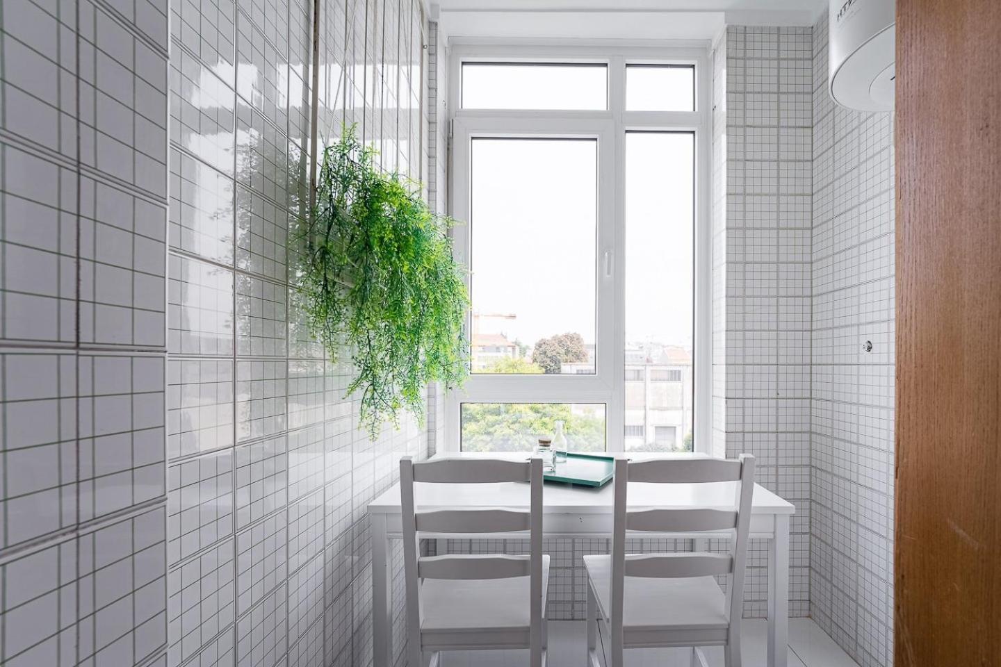 Guestready - Balcony Over Free Parking * Porto