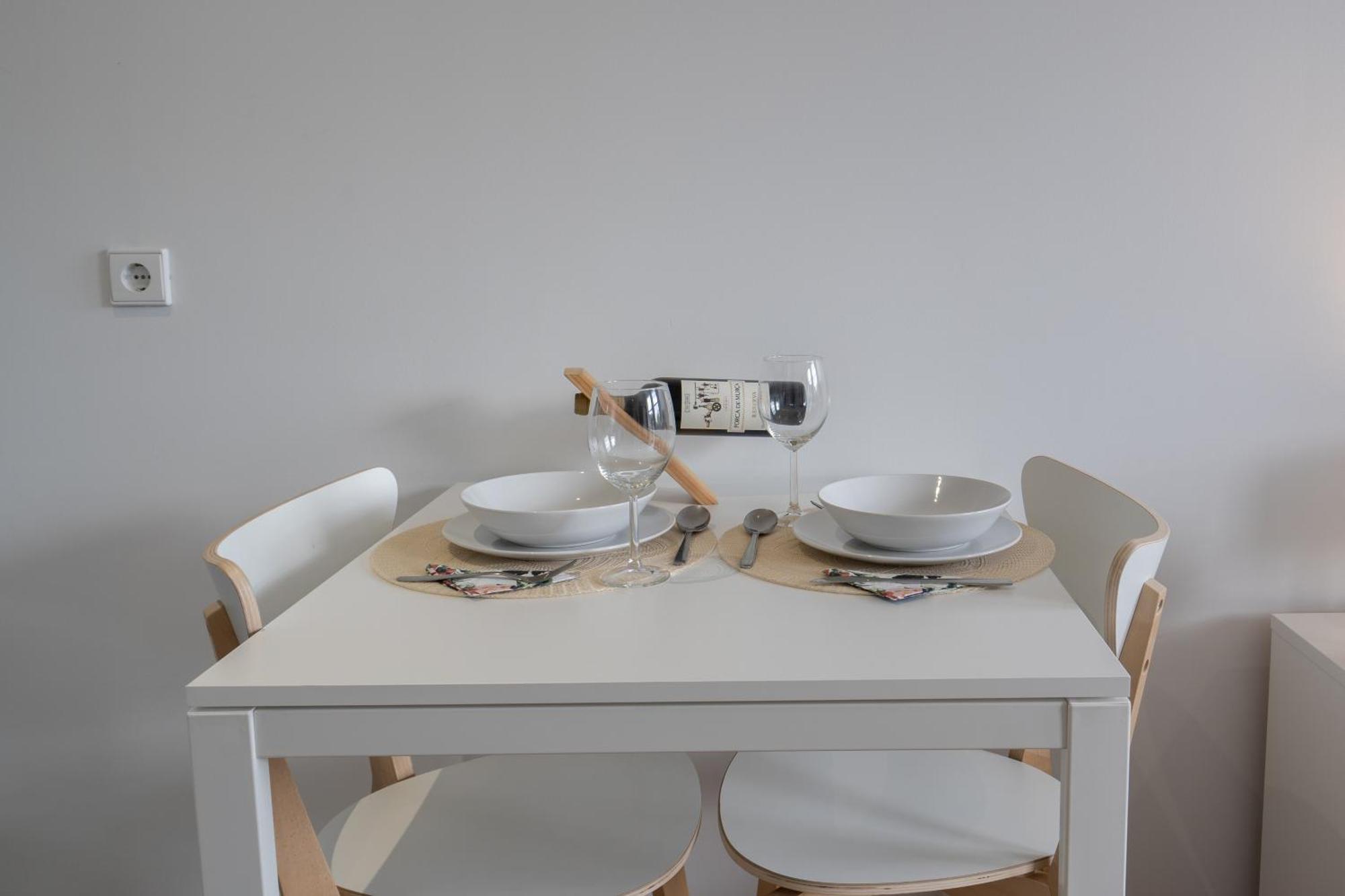 Host Wise - Enchanting Unique Flat - Ace Location Appartement