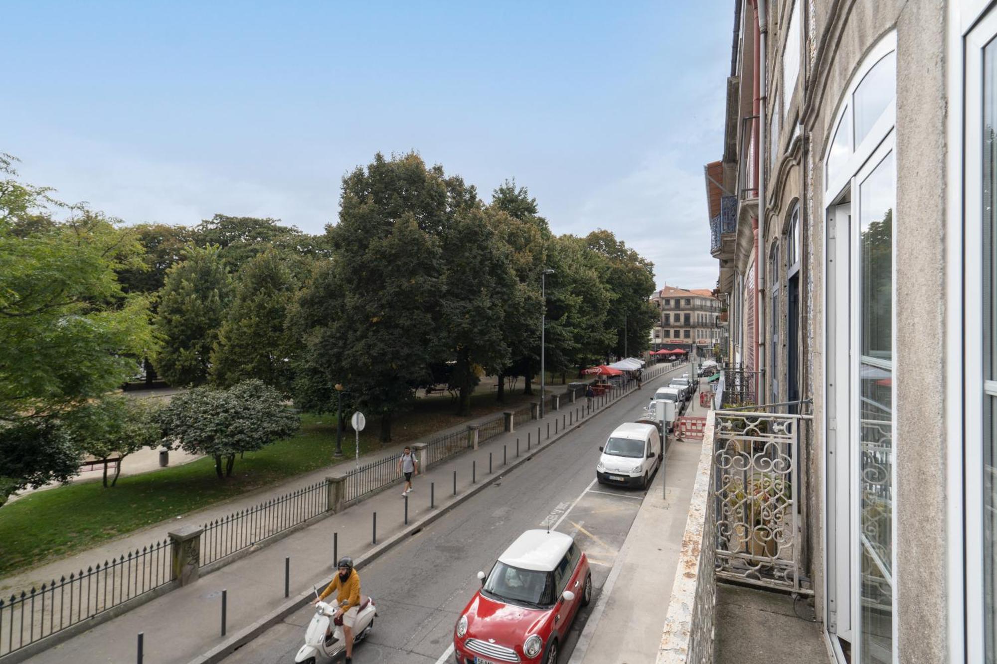 Host Wise - Enchanting Unique Flat - Ace Location Appartement