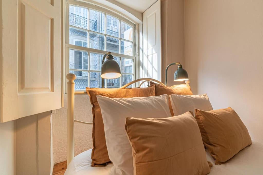 332 Apartment