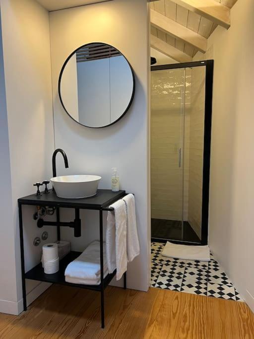 Get Bindings And Books On Duplex Porto