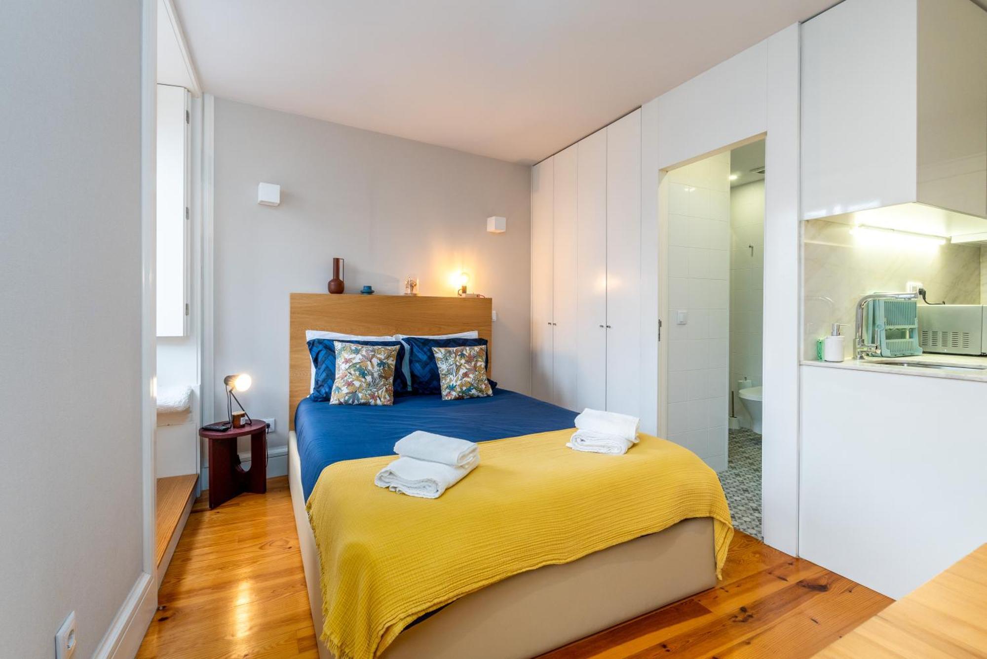 Apartment A Window To - In The Heart Of The City *