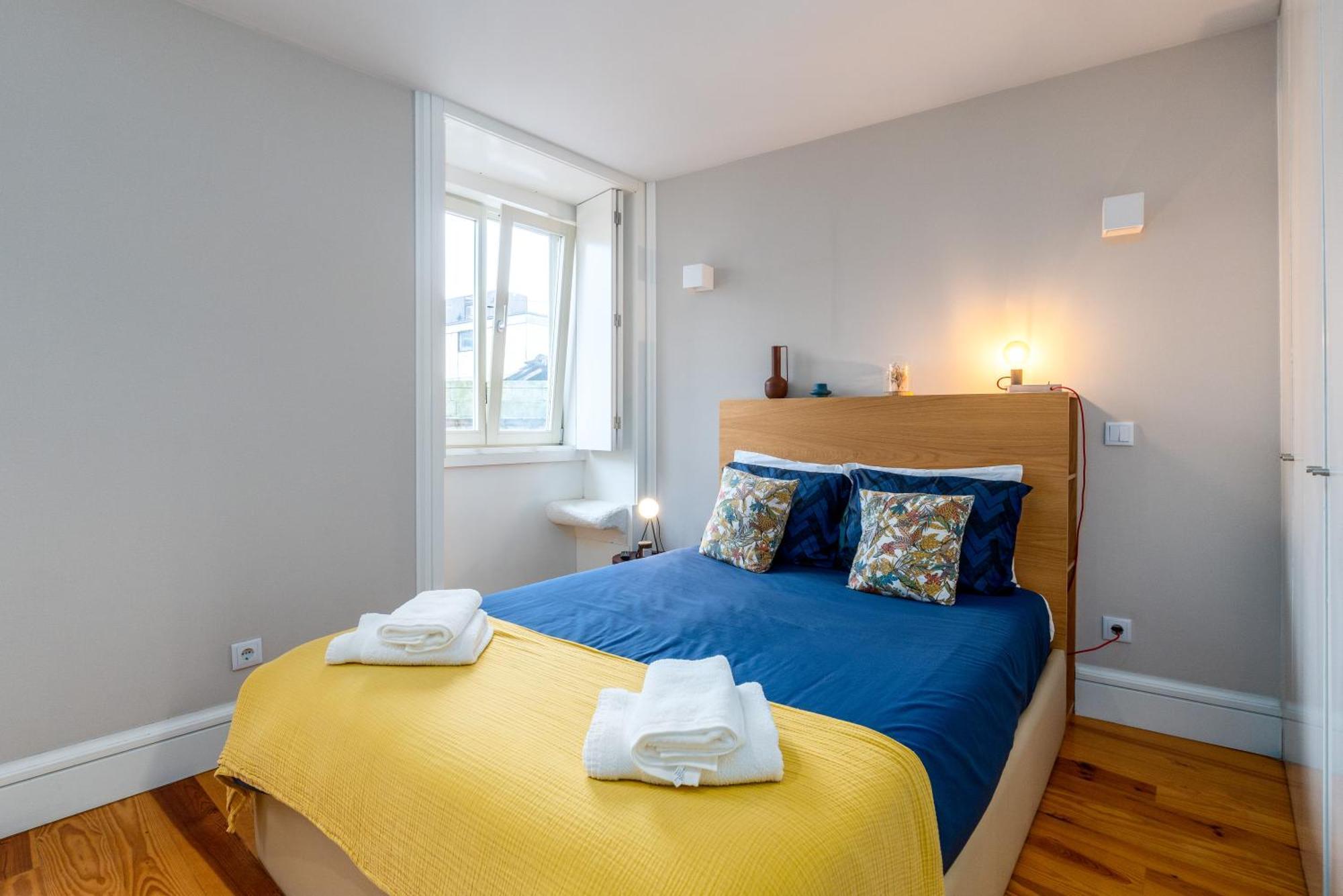 A Window To - In The Heart Of The City Apartment Porto