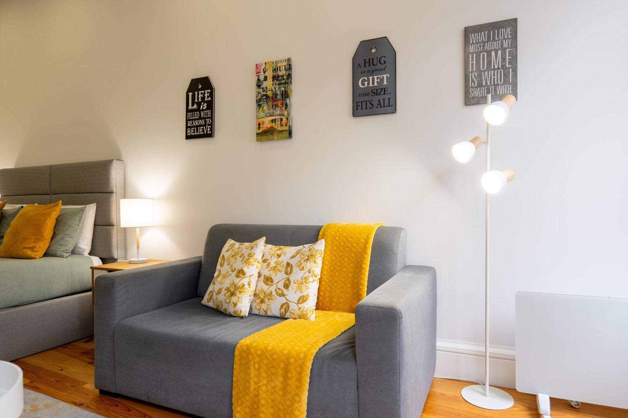 A Window To - Premium By The River Appartement *