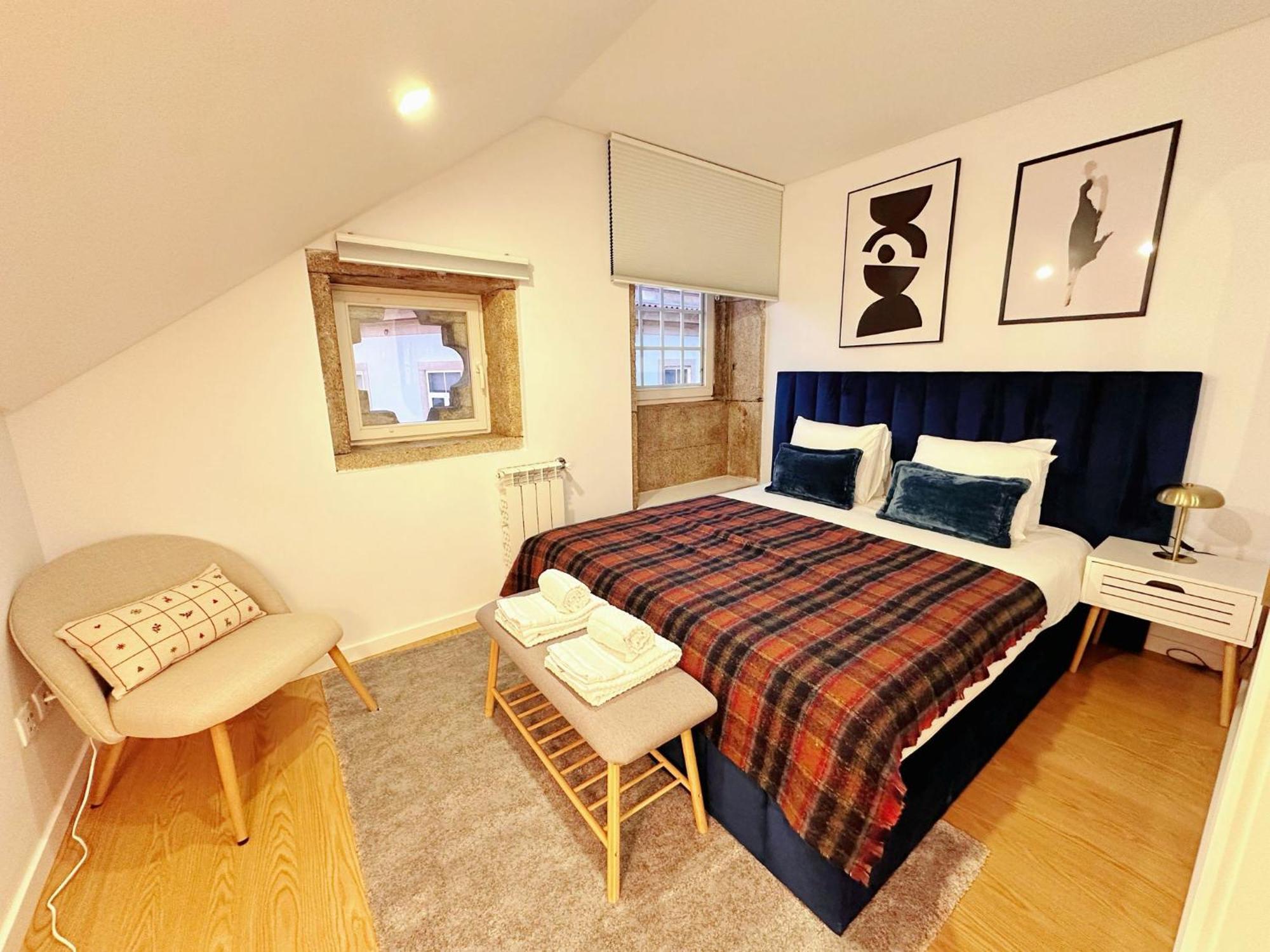 Downtown Premiu In Center Of 3br With Ac *