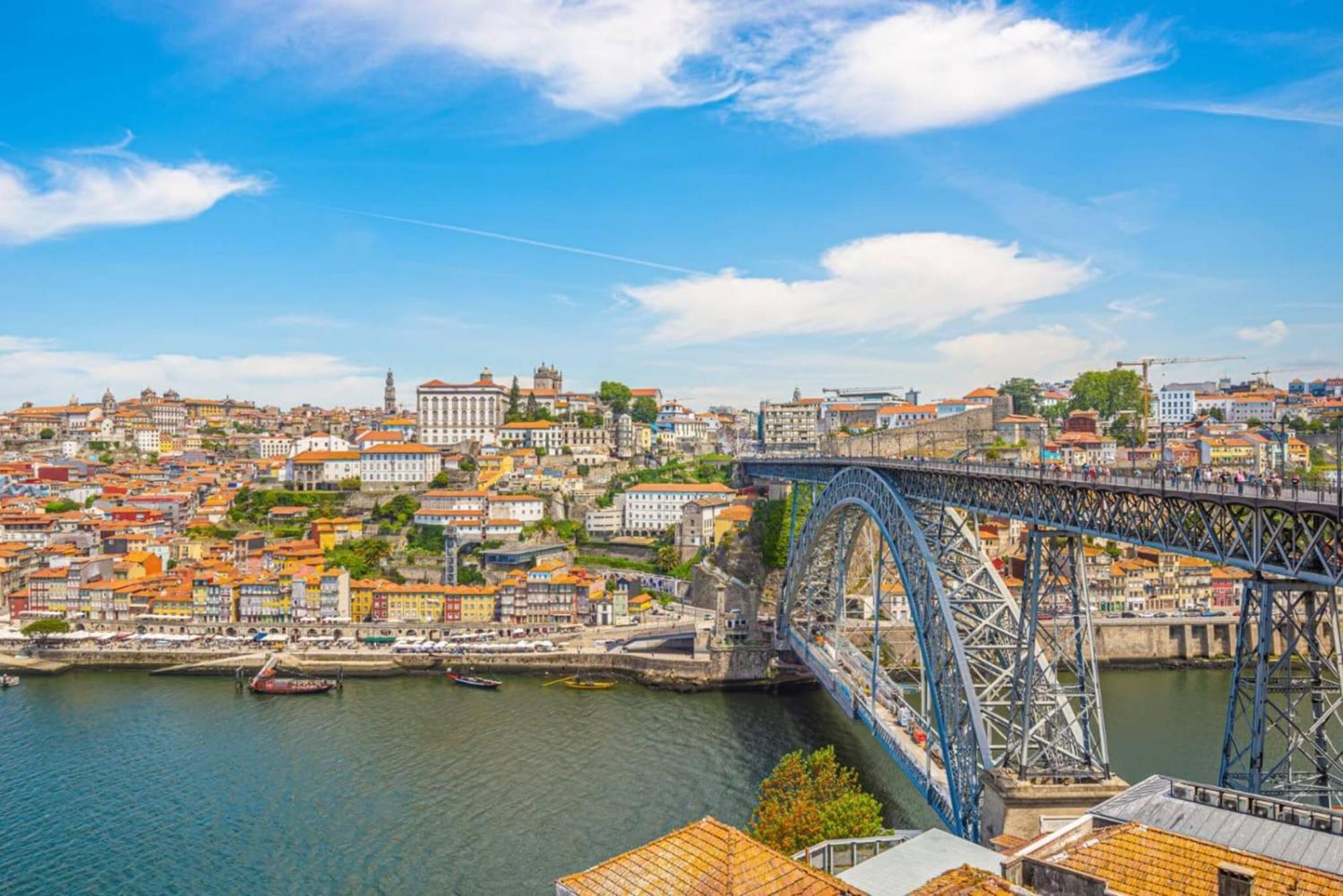 Bombarda I By Innkeeper Porto