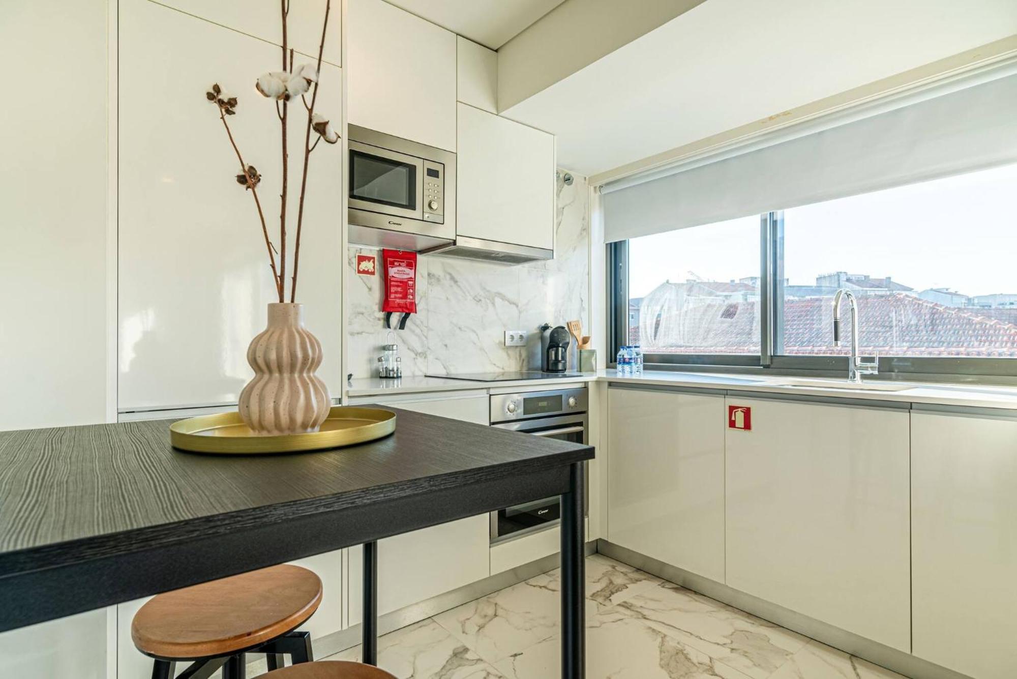 Large Terrace In Paraiso Iii Apartment Porto