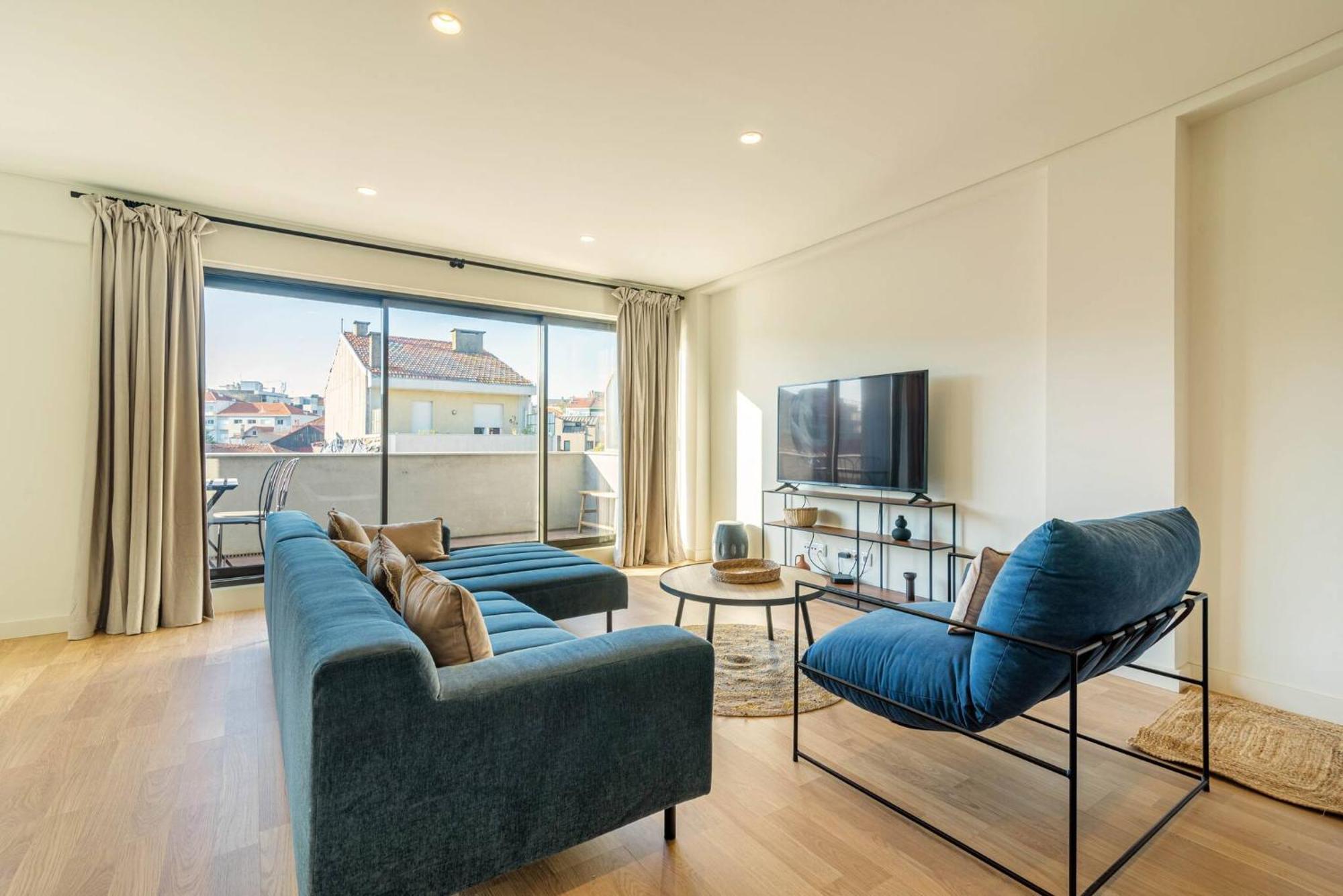 Apartment Large Terrace In Paraiso Iii *