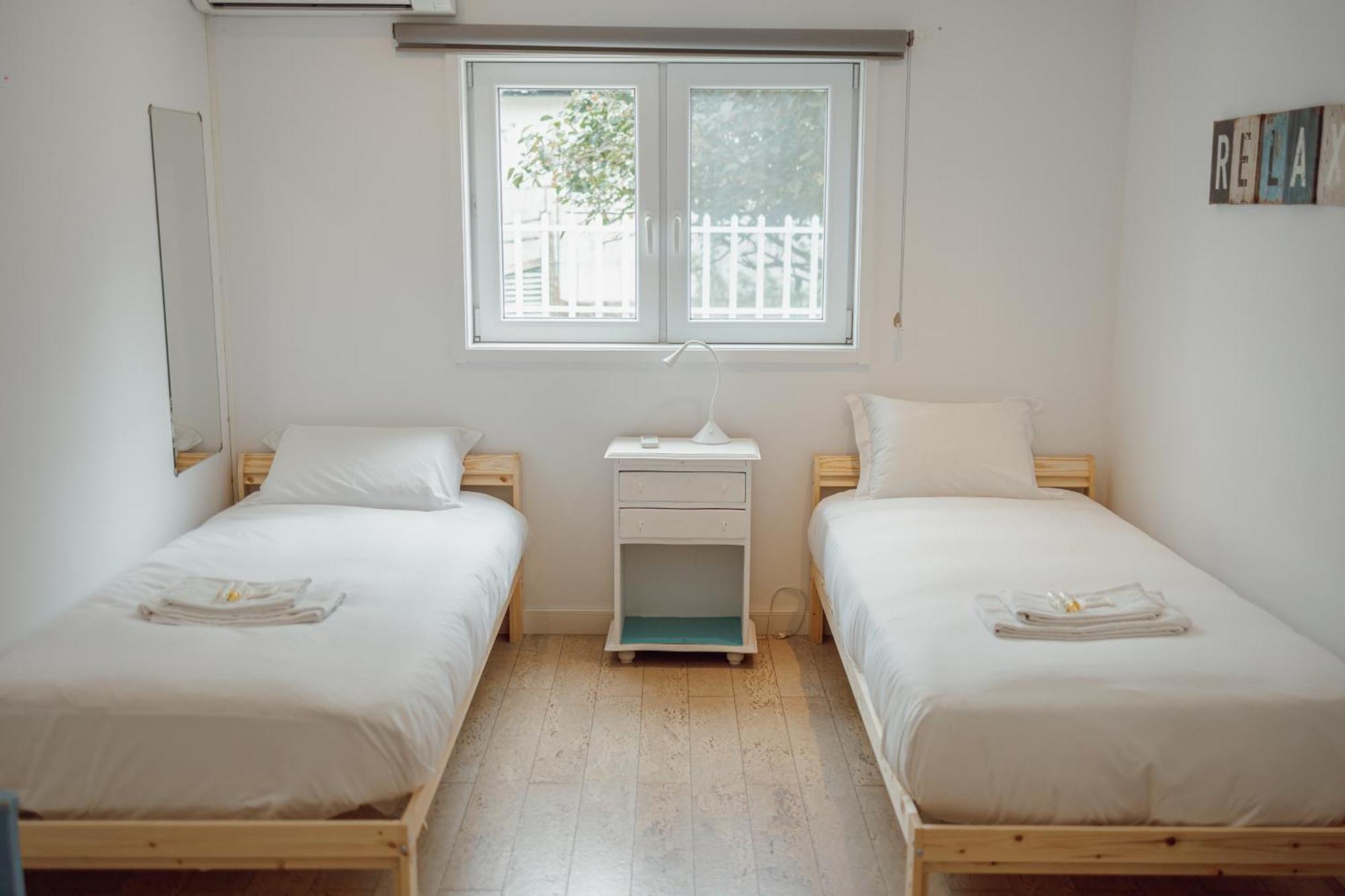 Window Terrace & Jacuzzi House By Vacationy Appartement Porto