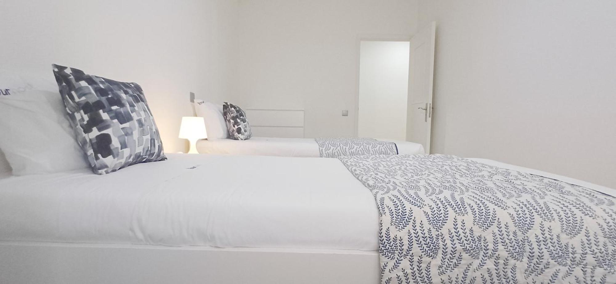 Aromas Flavors Tours - Velasquez * Porto