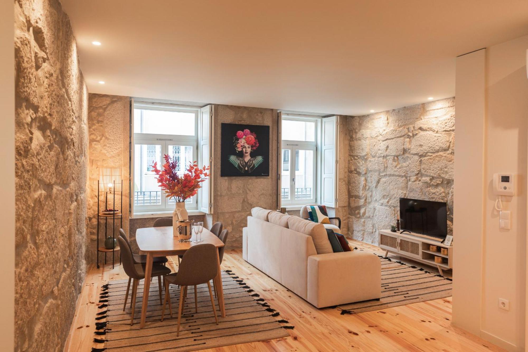 Luxury Style 2 Apartment