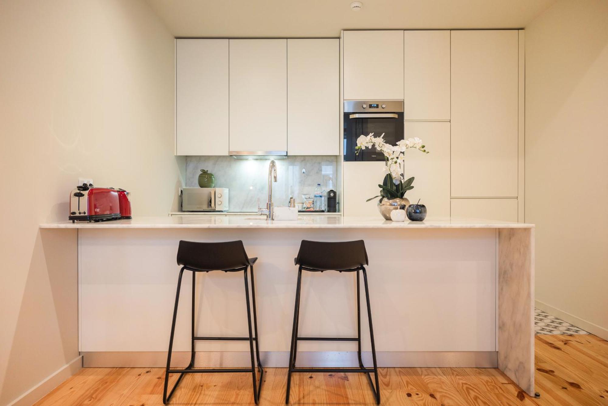 Luxury Style 1 Apartment *