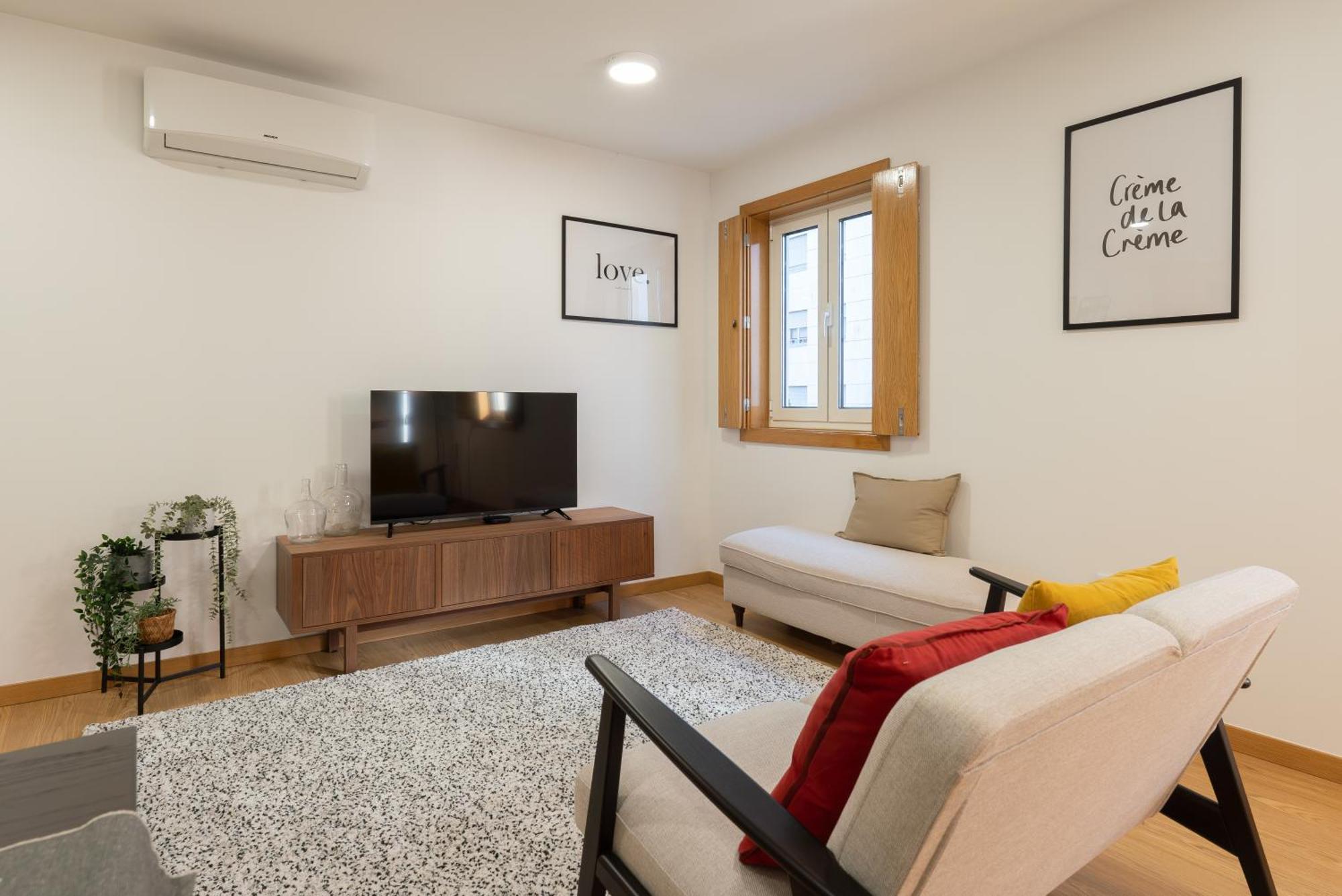Host Wise - Elegant In The Heart Of Holiday home