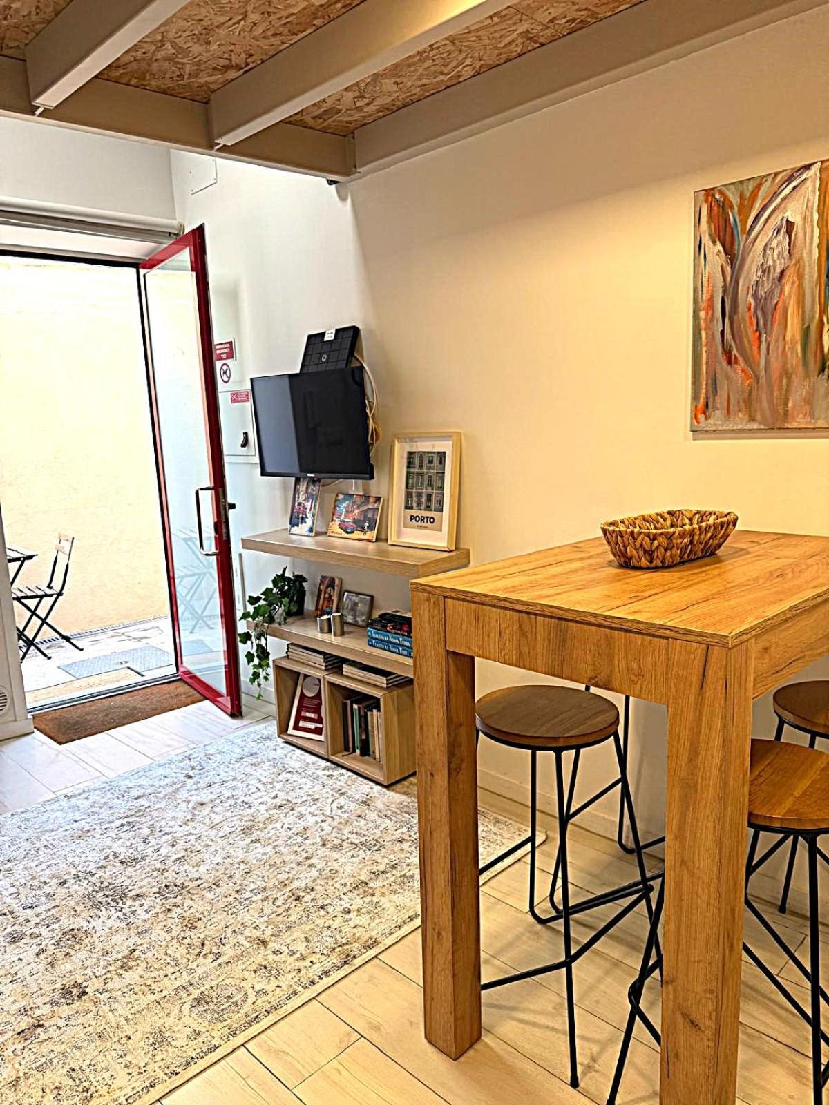 Cozy Patio House Apartment