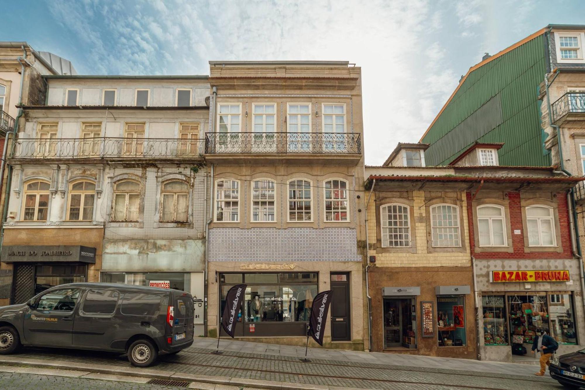 Deluxe Duplex By Hosty Porto