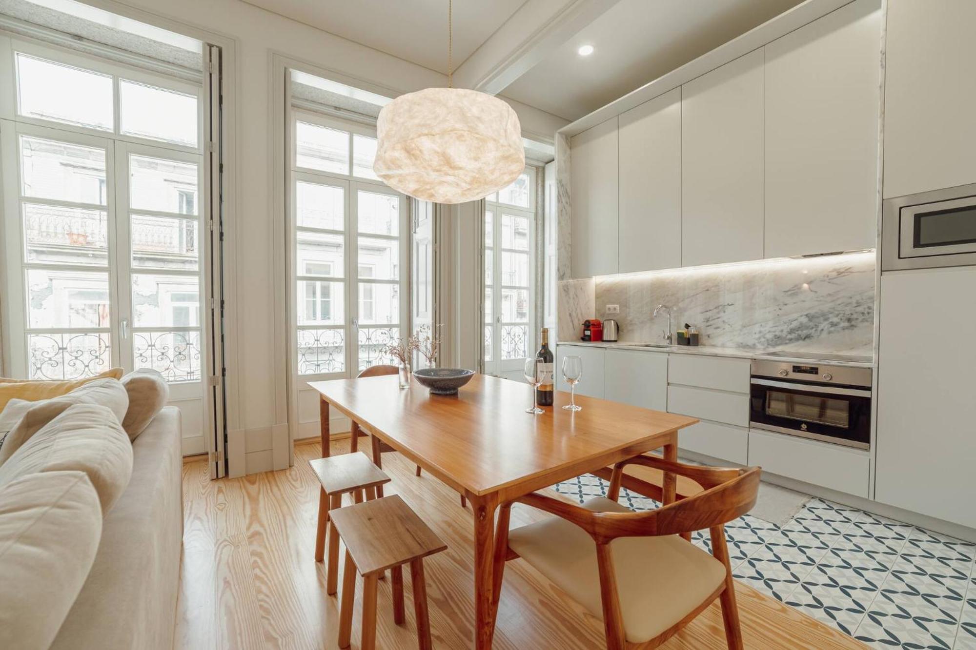 Deluxe Duplex By Hosty