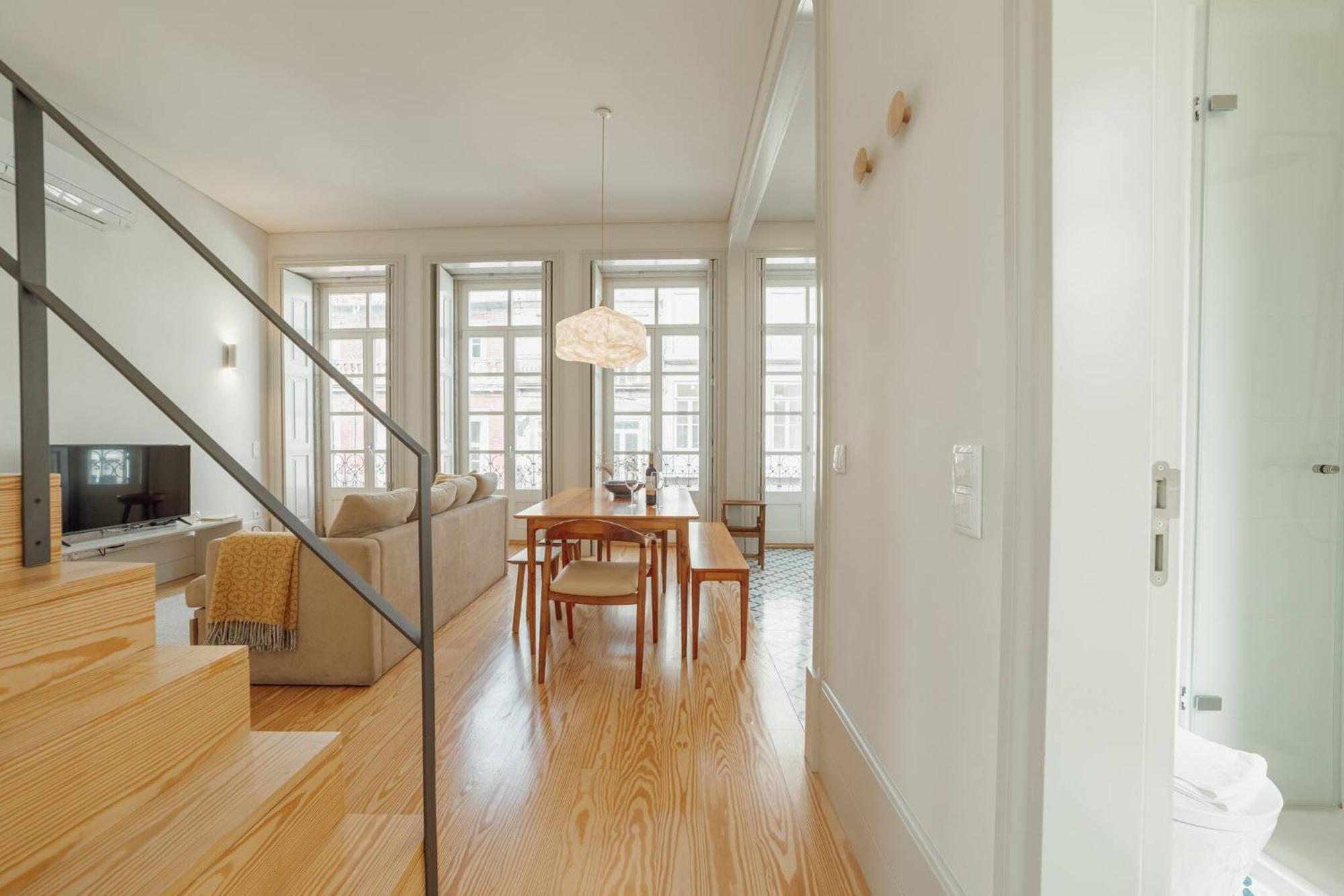 Deluxe Duplex By Hosty Apartment