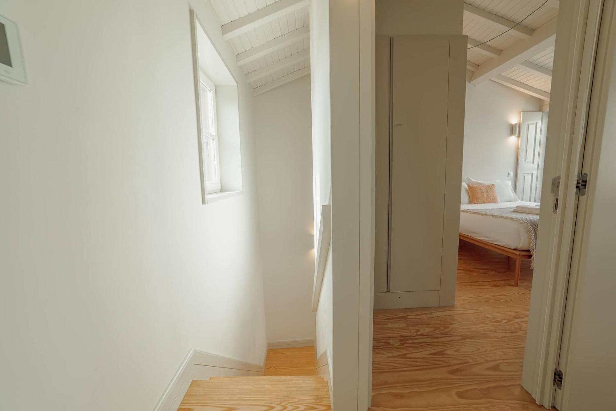 Deluxe Duplex By Hosty