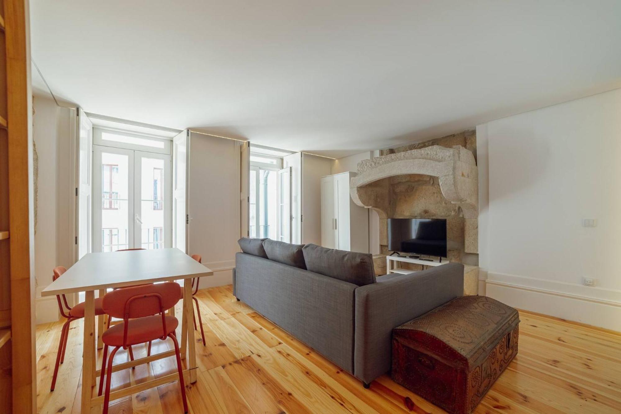 Cozy Almada By Hosty Apartment *