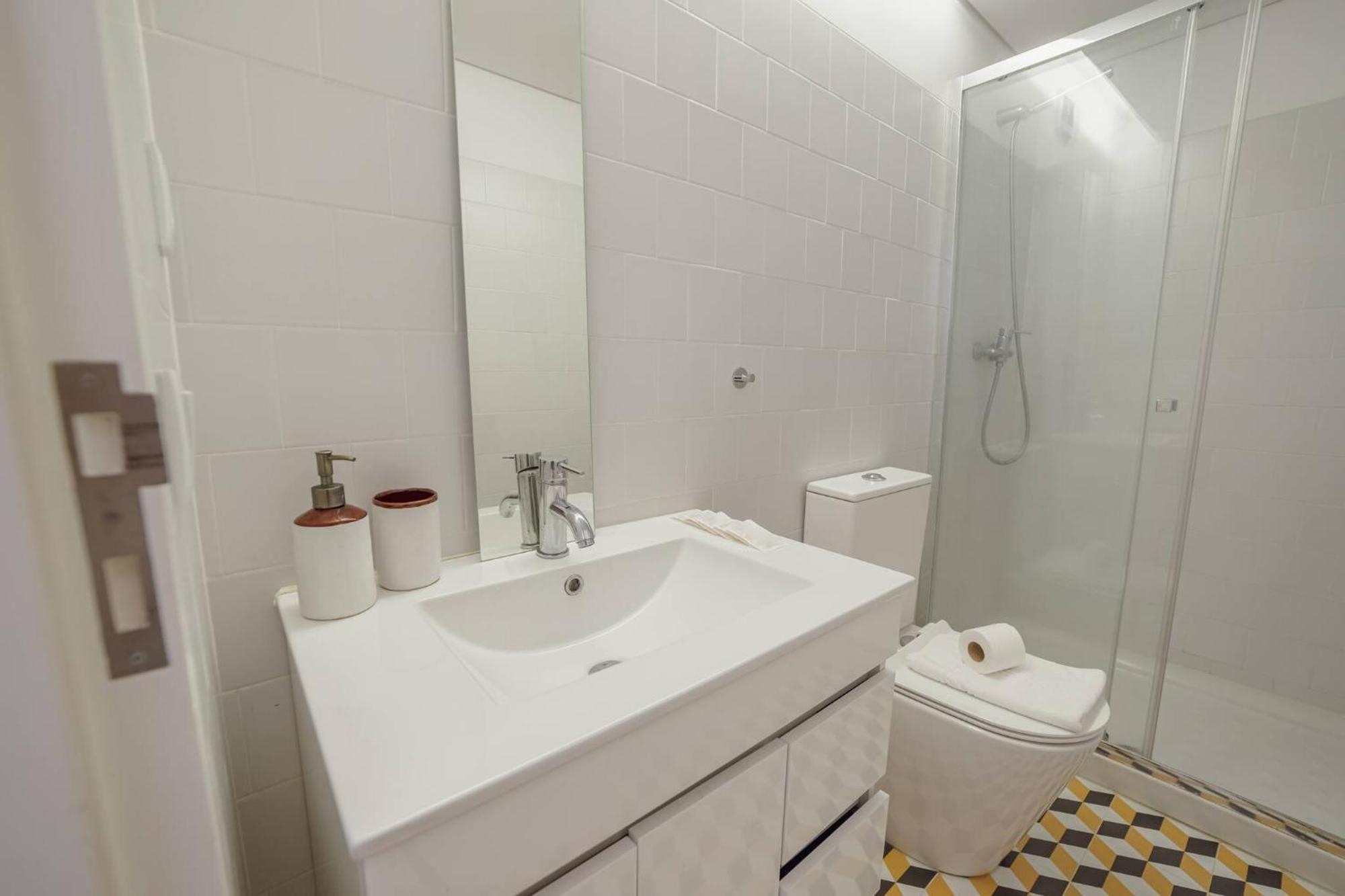 Cozy Almada By Hosty * Porto
