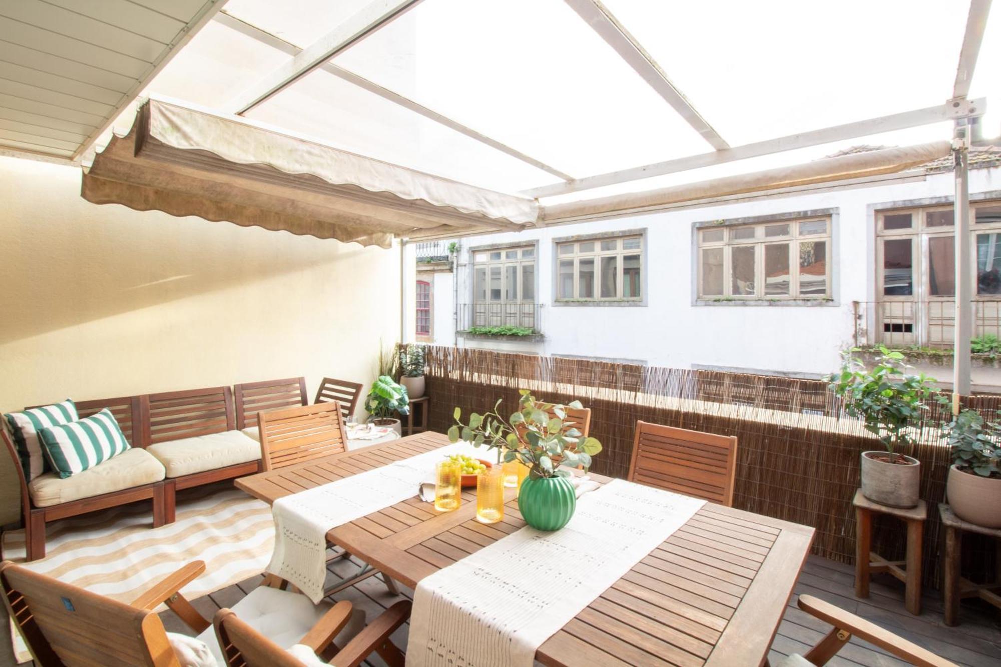 Fabrica Three-story Charm By Lovelystay