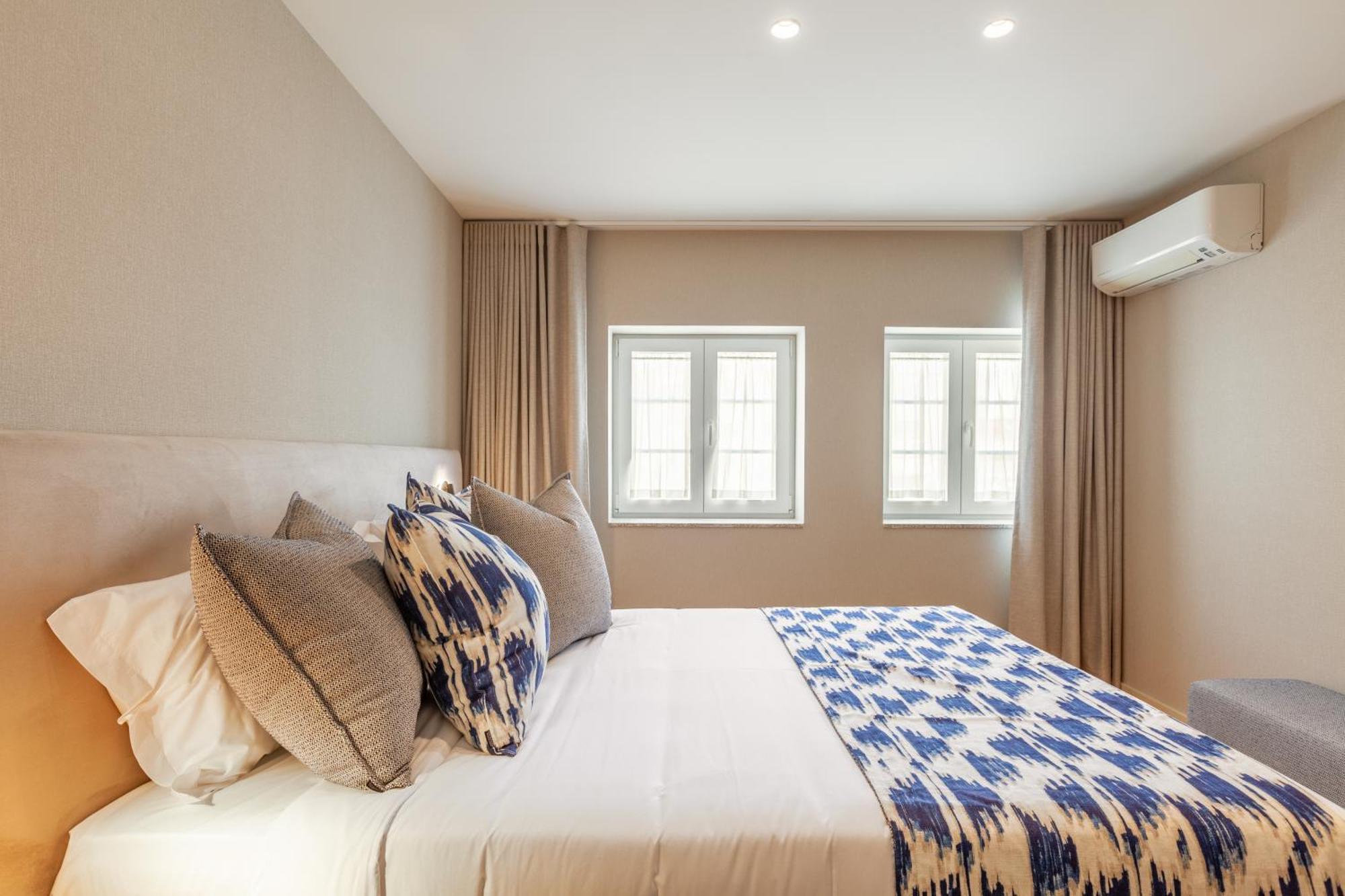 162 Sol Apartment