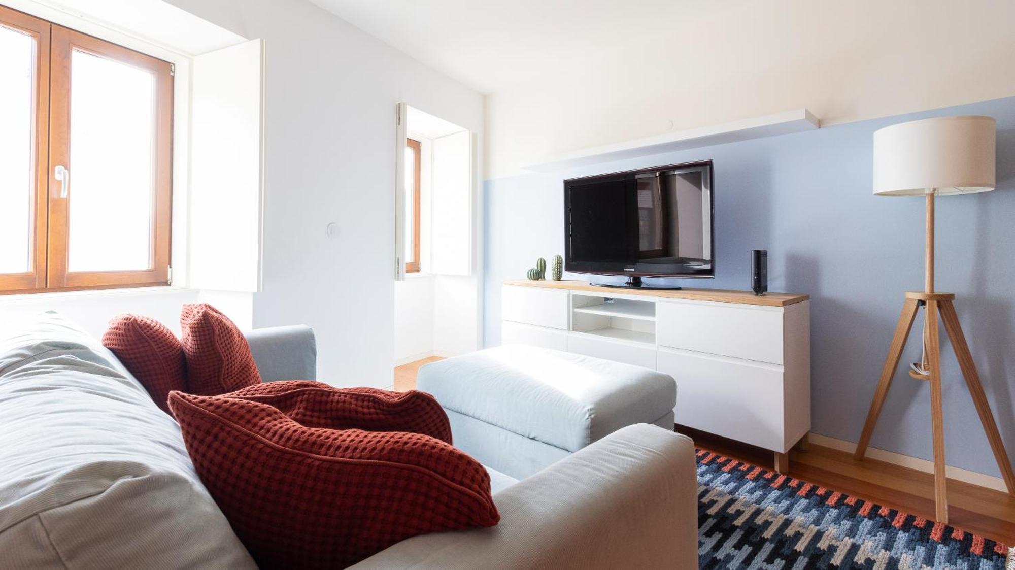 Bright In Miragaia By Lovelystay Porto