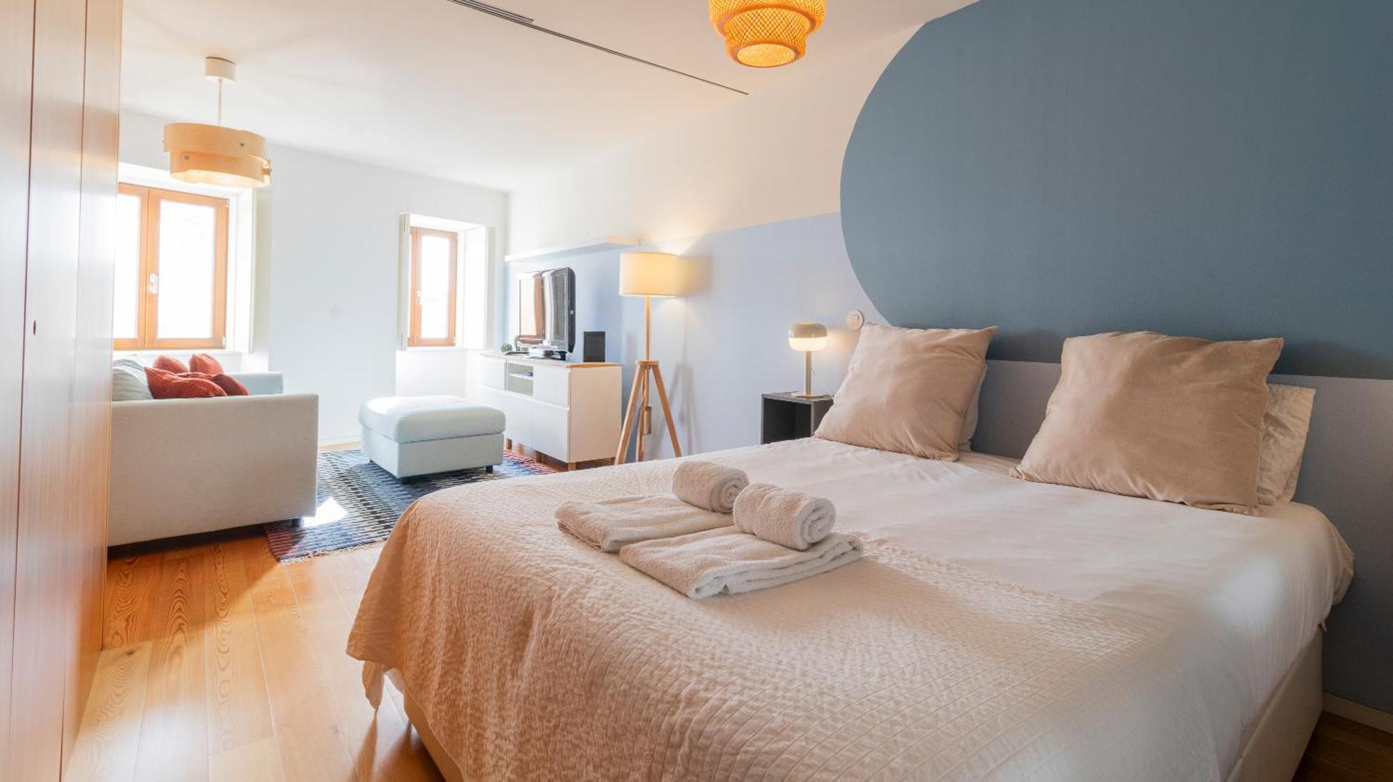 Bright In Miragaia By Lovelystay Porto
