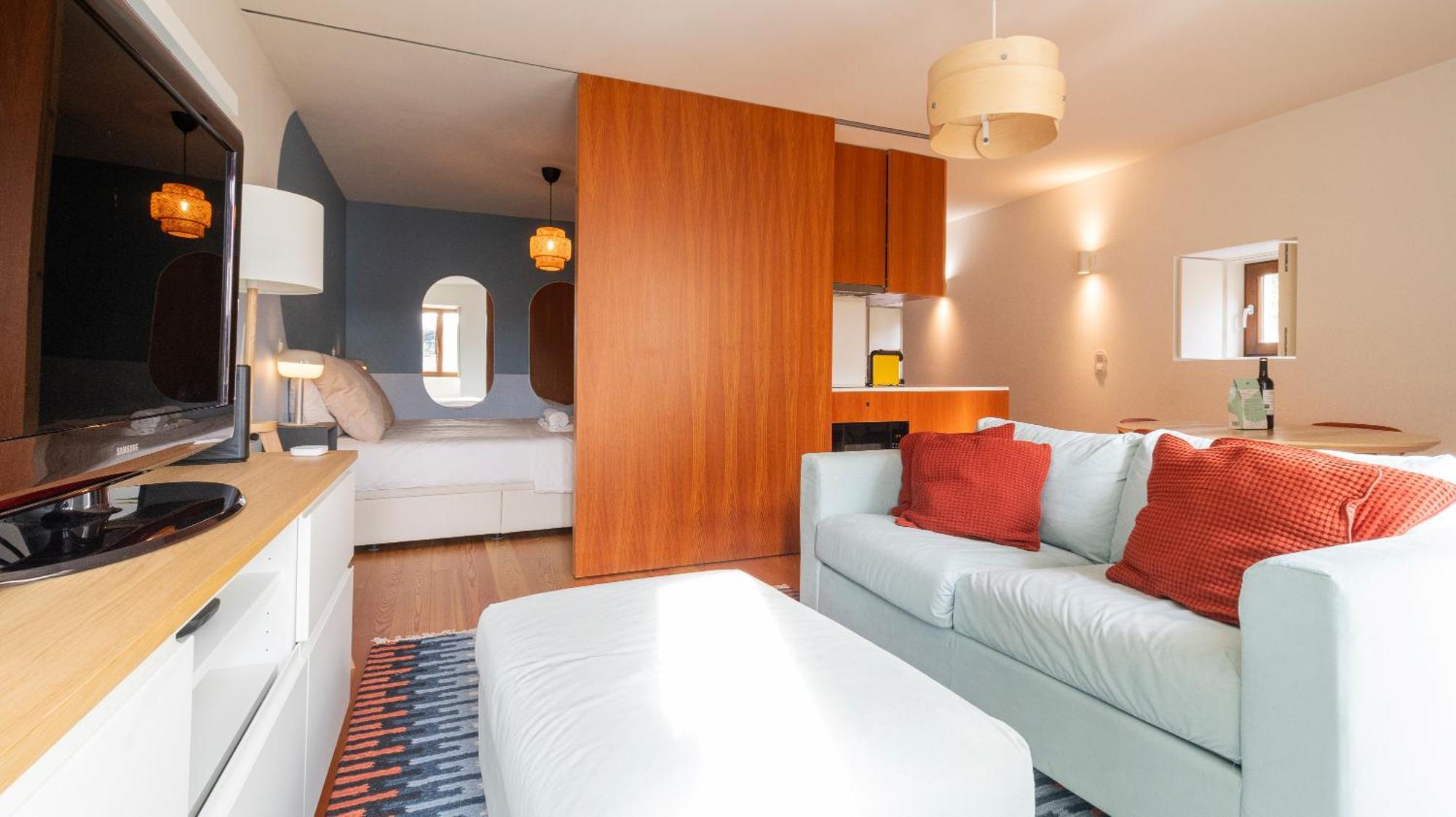 Bright In Miragaia By Lovelystay Appartement *