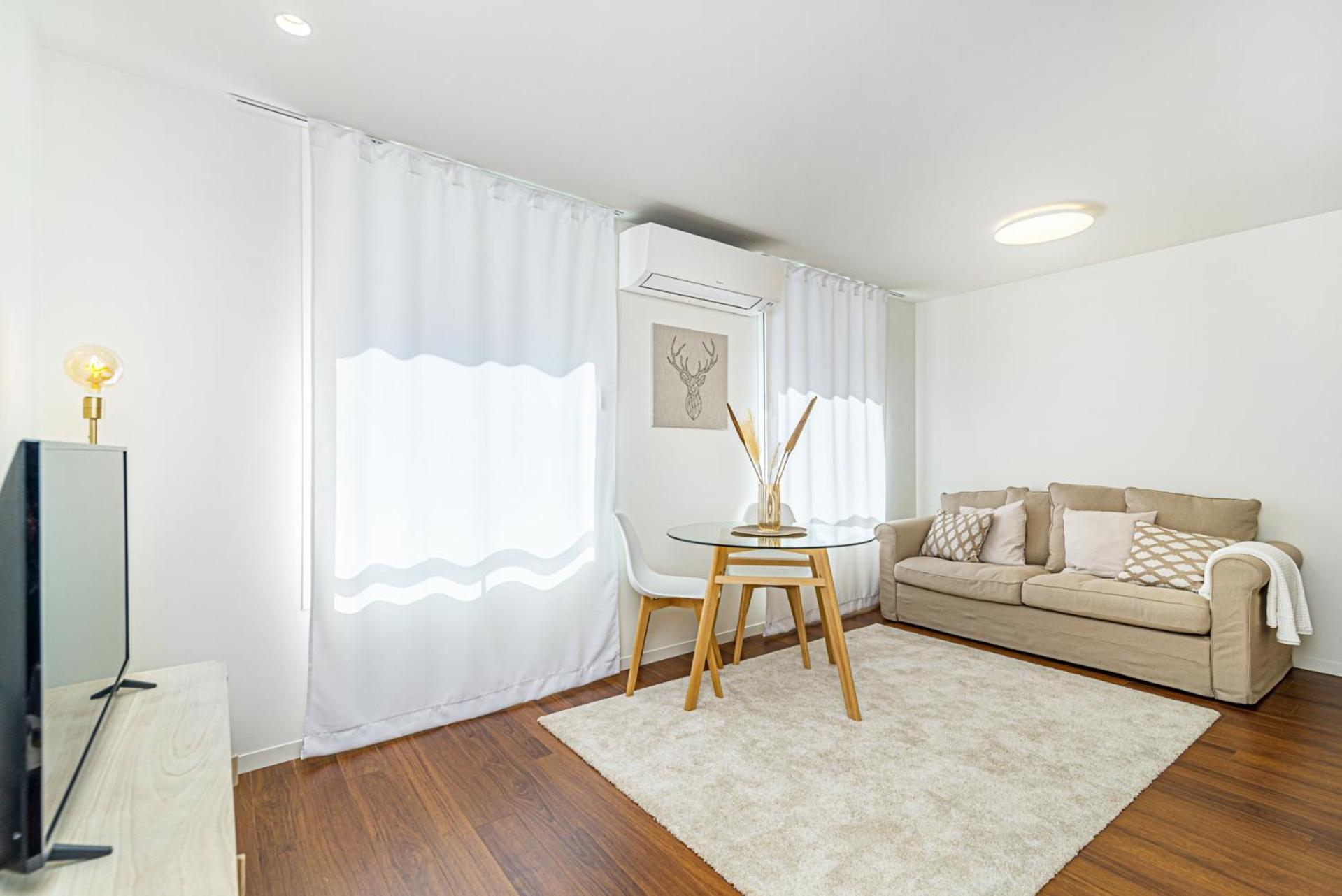 Bombarda 250 By Lovelystay Apartment *