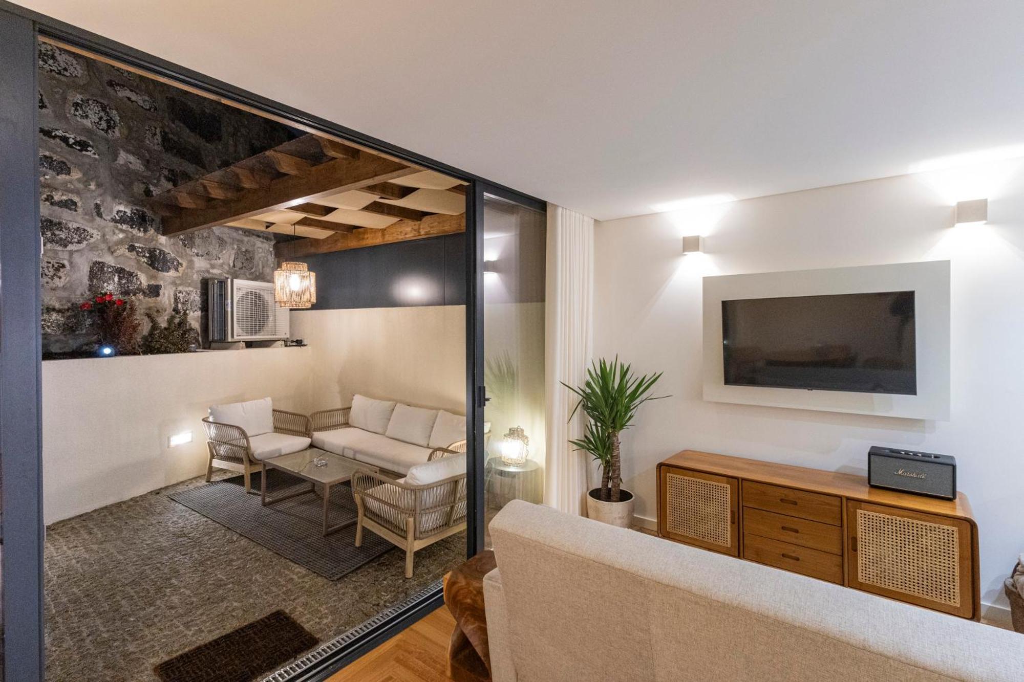 Luxury House Terrace Villa