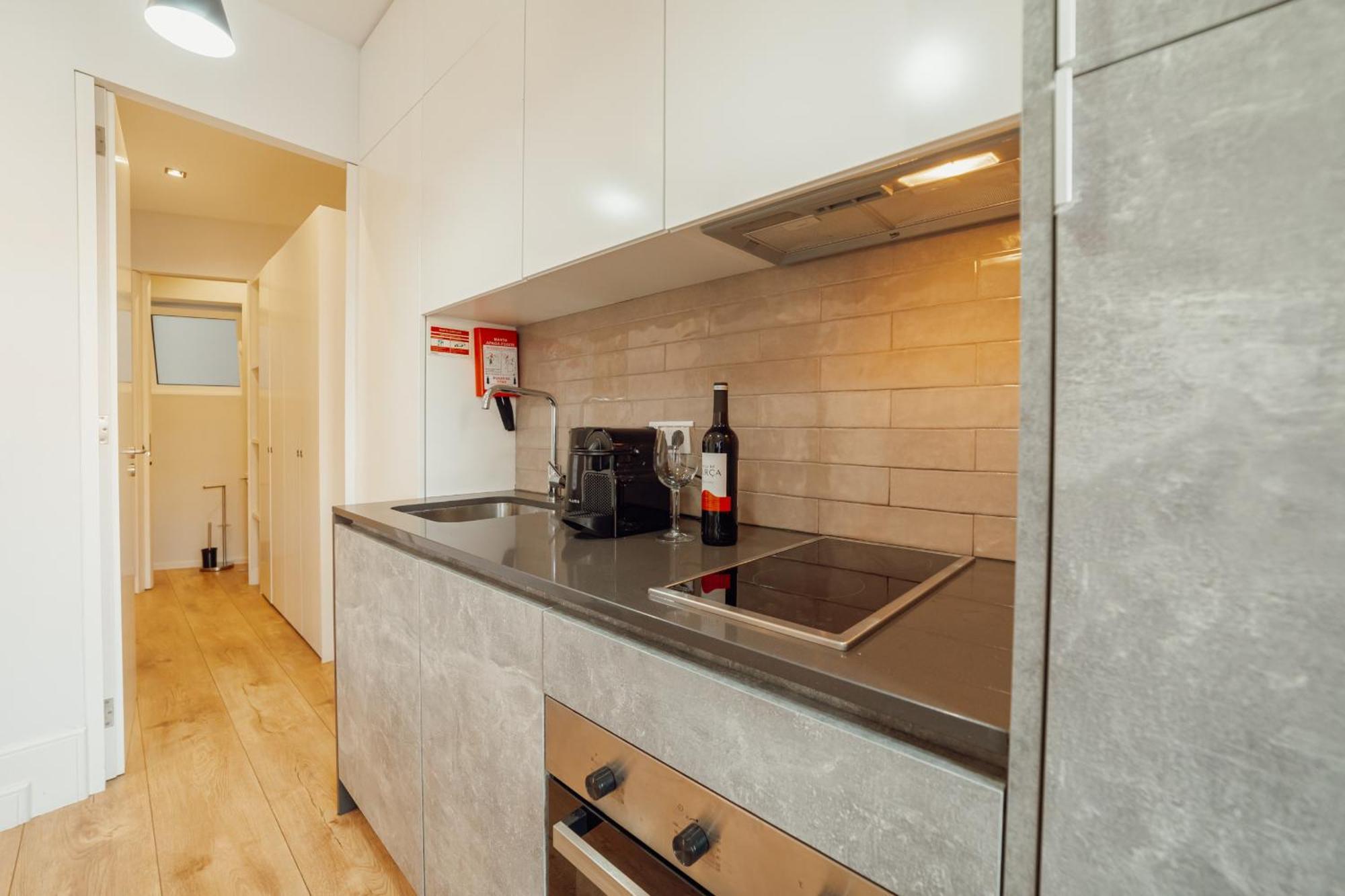 Downtown Elegant By Hosty Apartment *