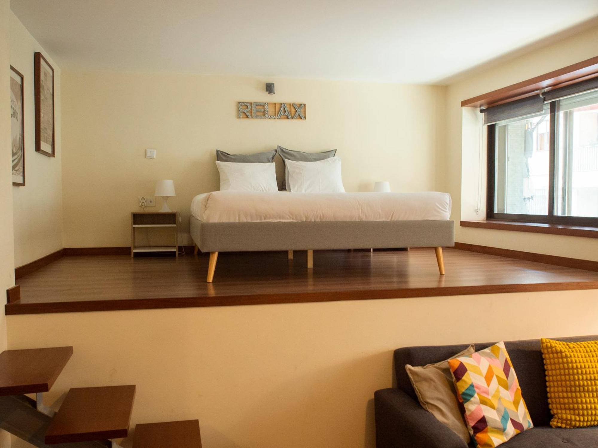 312 - With Free Parking Apartment Porto