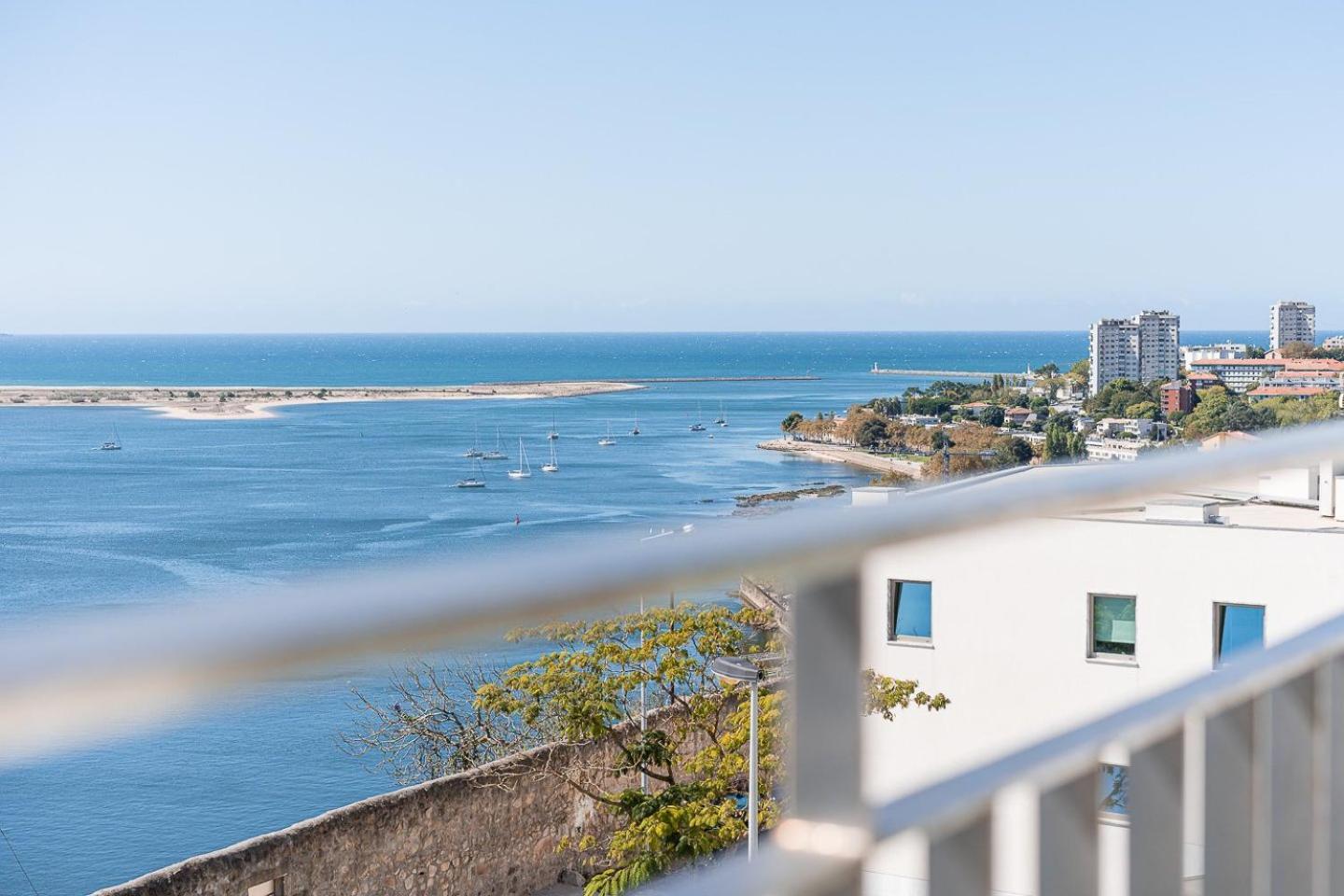 Guestready - Family With Premium View * Porto