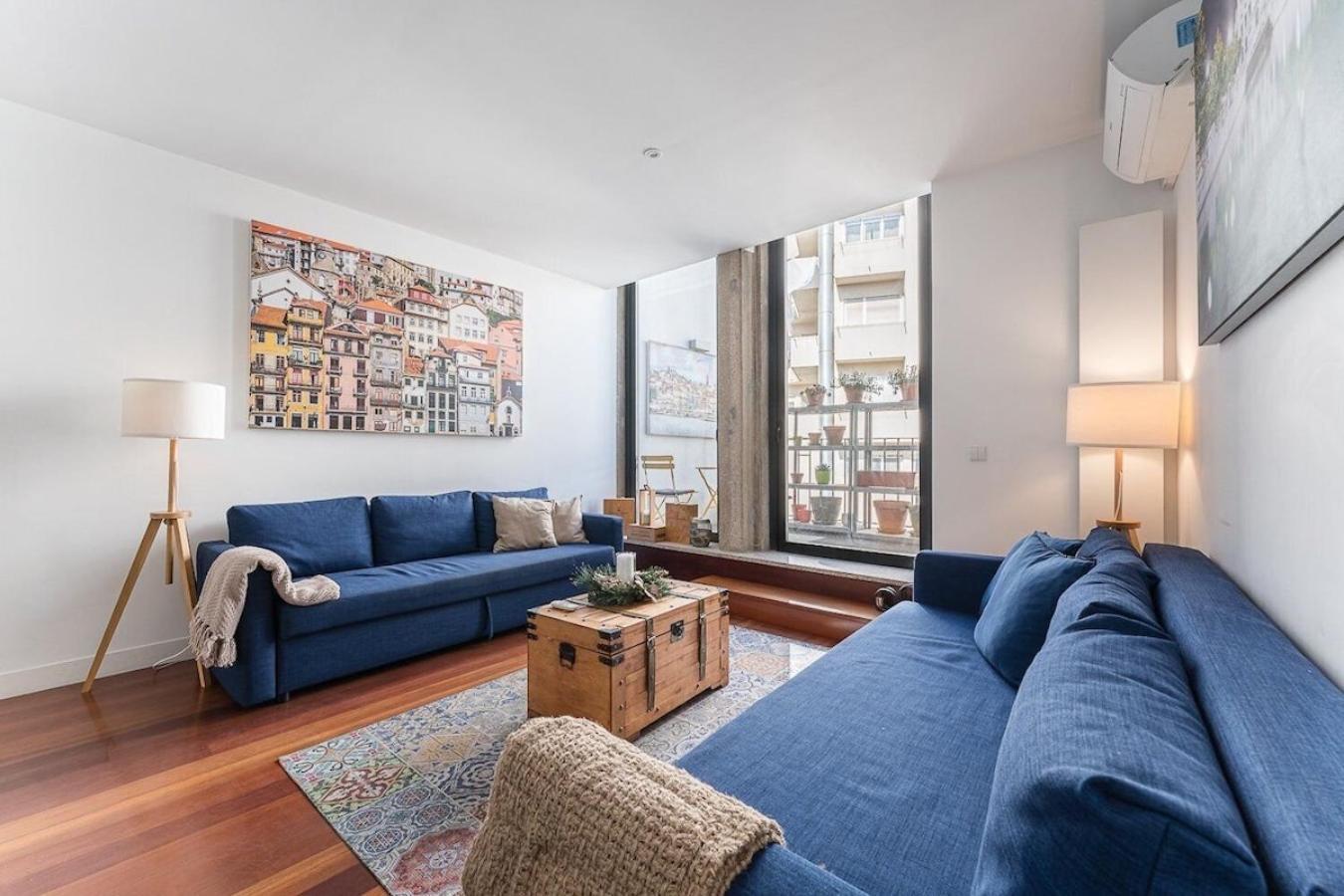 City-center With Mezzanine And Terrace * Porto
