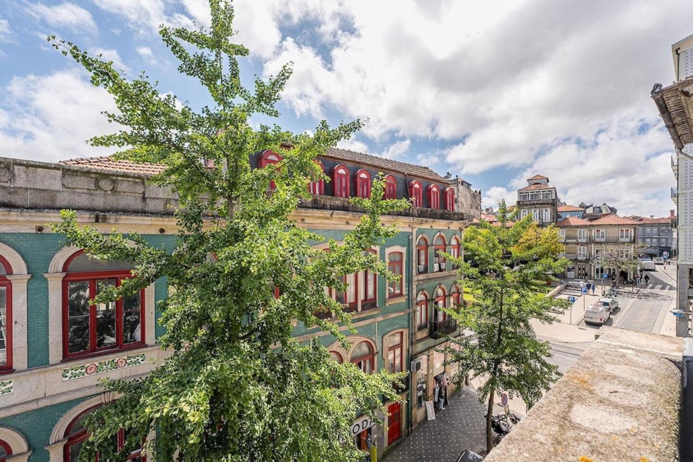 City-center With Mezzanine And Terrace * Porto