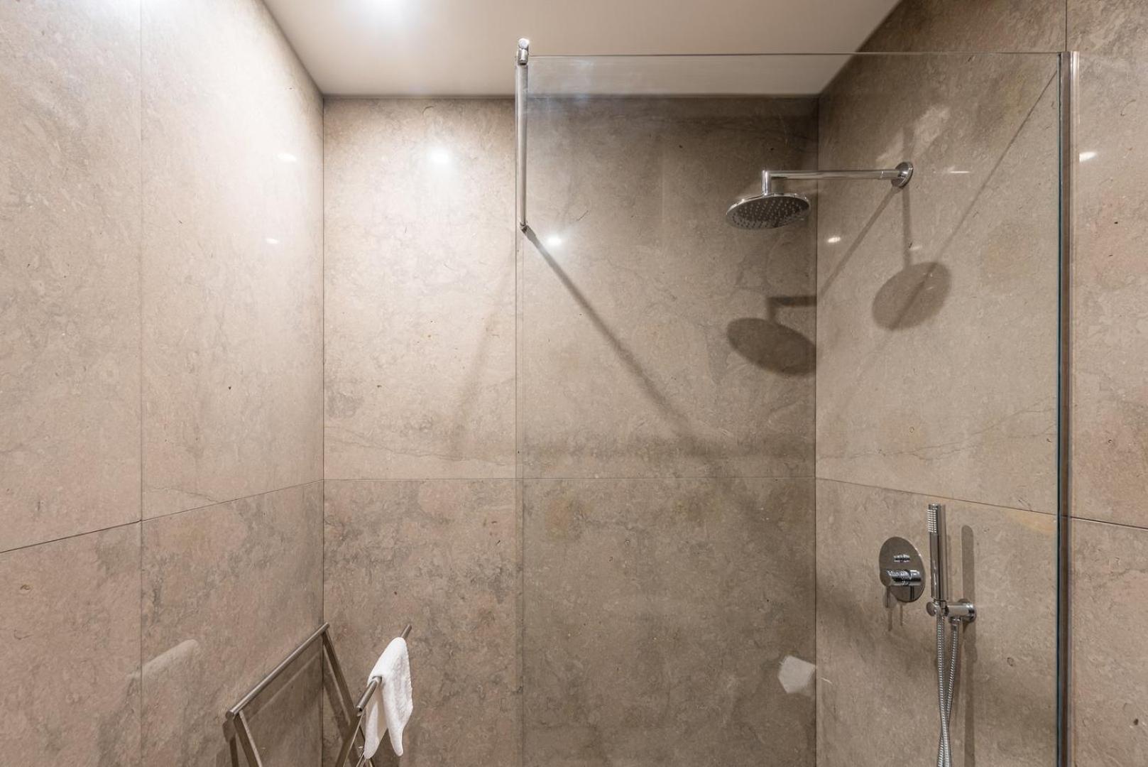 Apartment Guestready - Grit & Glam