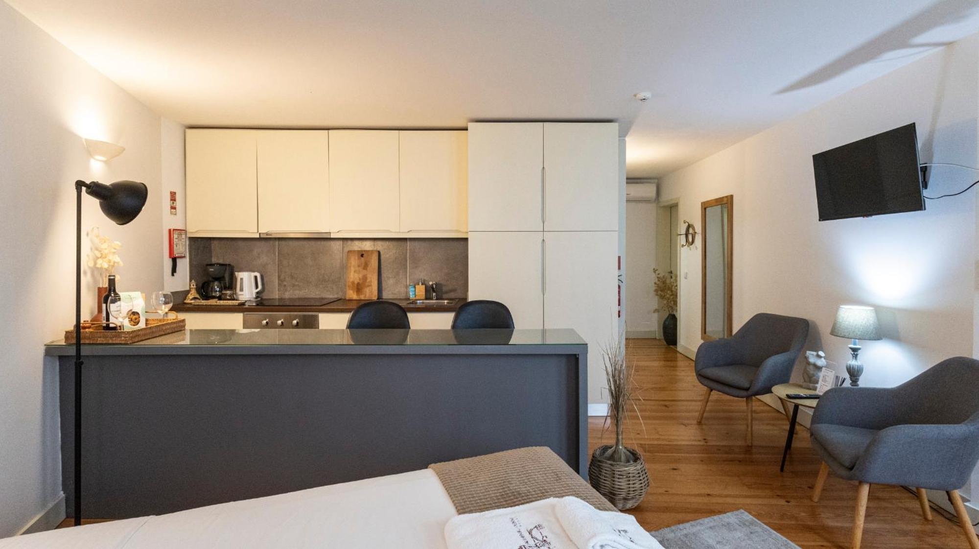 Authentic House Apartment *