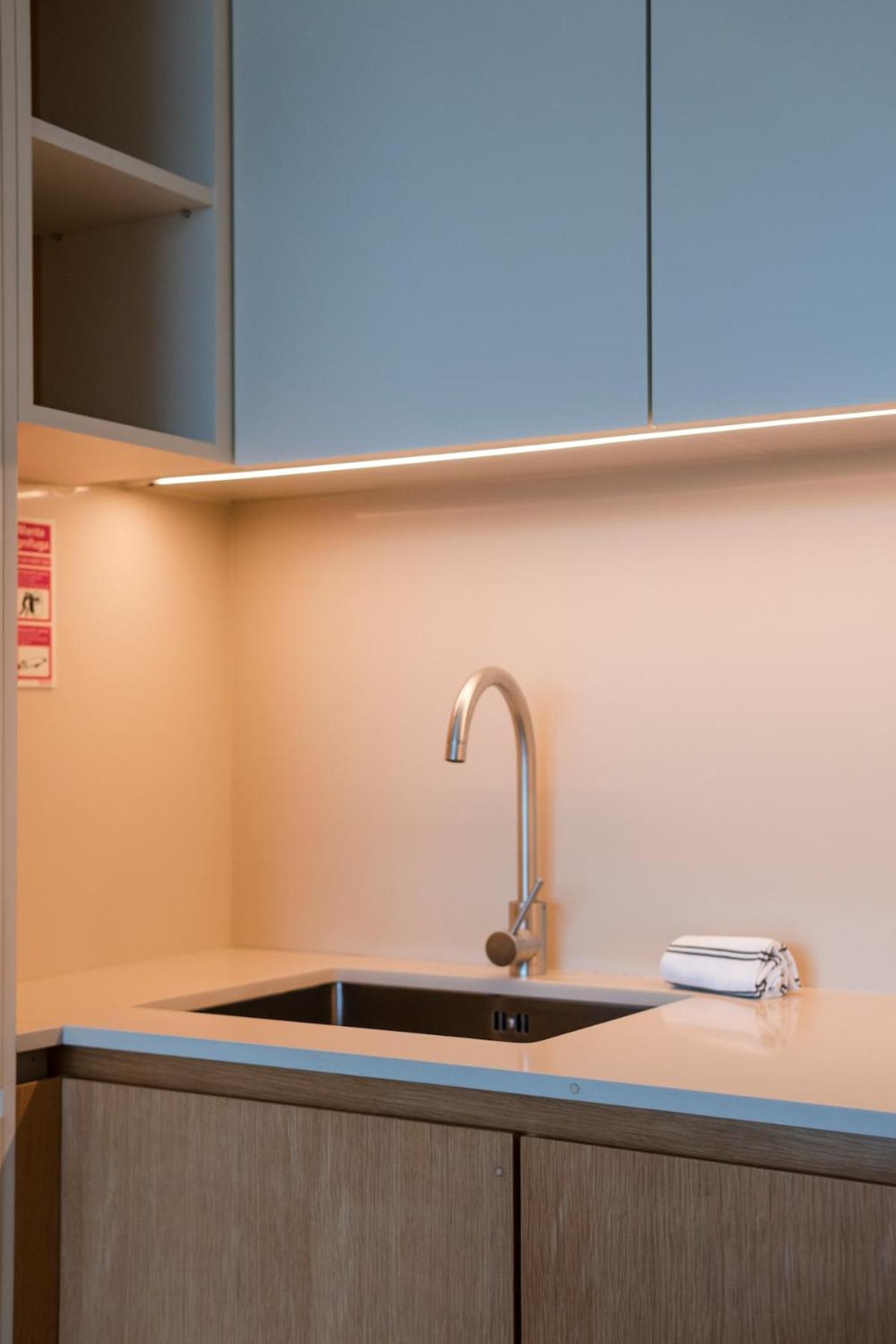 Apartment - With Ac, Parking And Balcony *