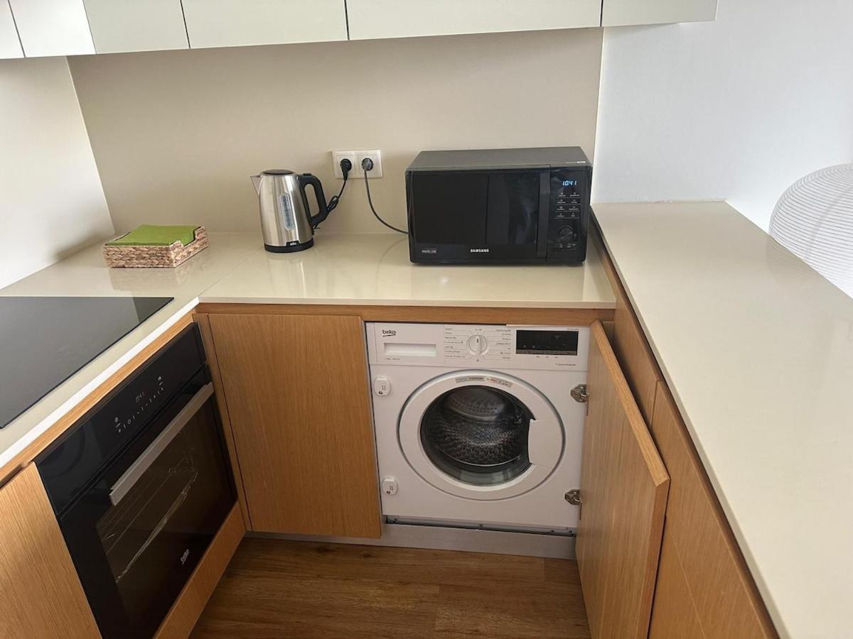 Apartment - With Ac, Parking And Balcony *