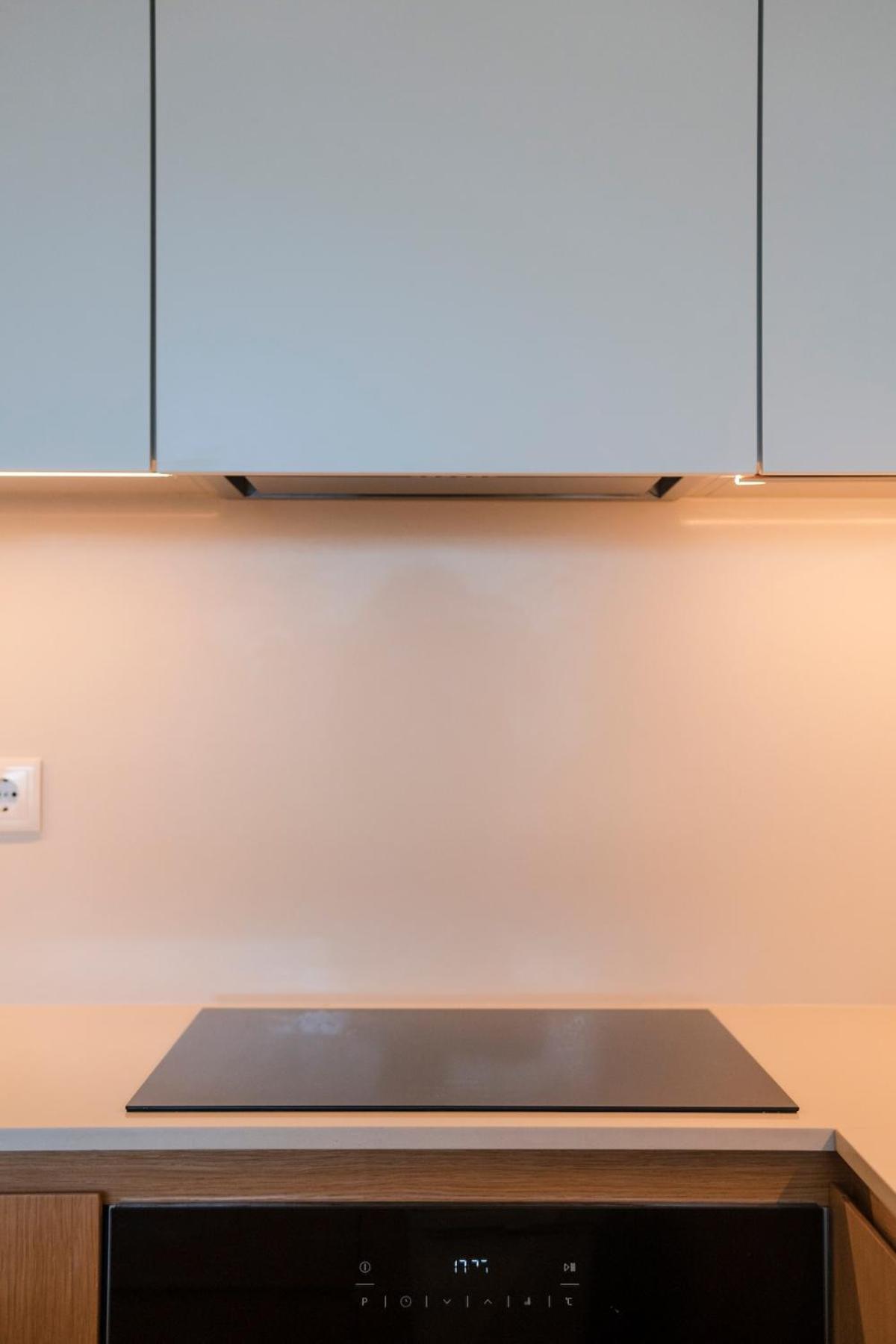 Apartment - With Ac, Parking And Balcony Porto