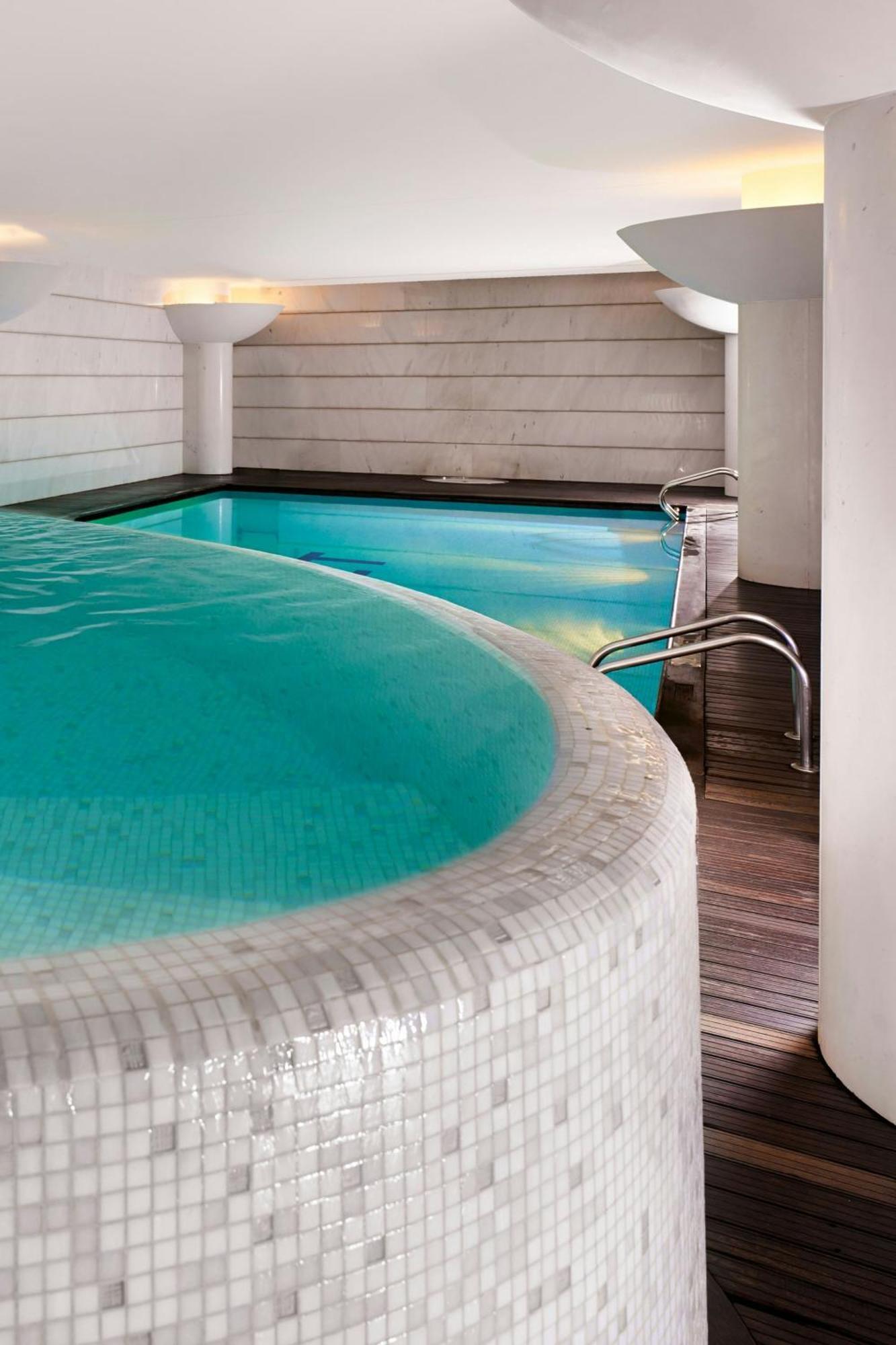 Sheraton & 5*