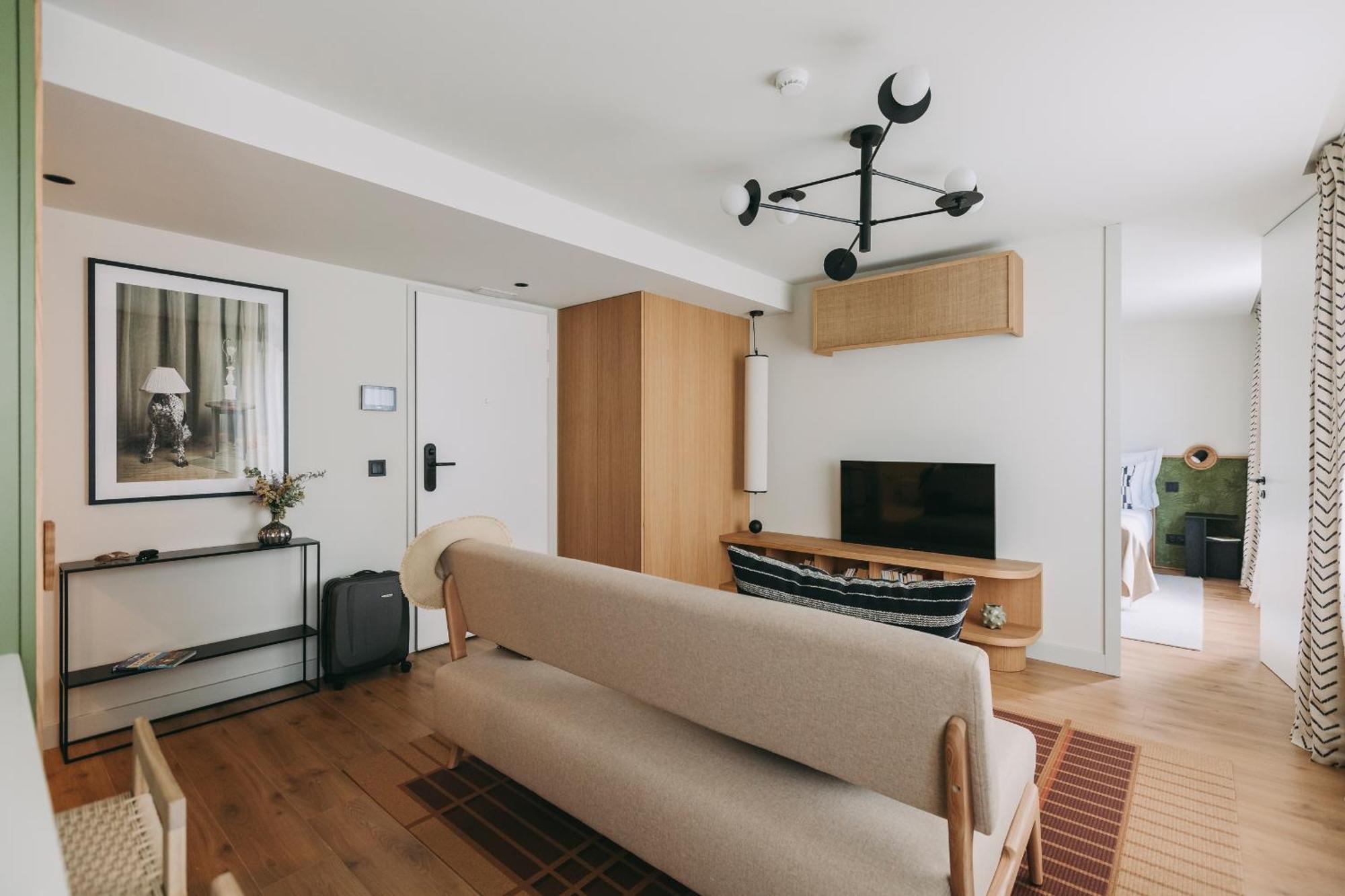 705 Prime * Porto