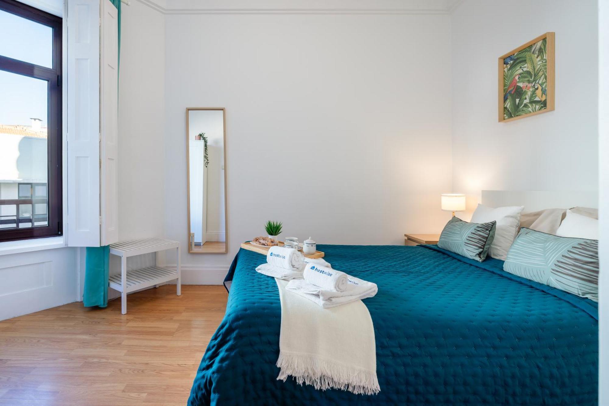 Host Wise - Spacious Comfortable - Balcony