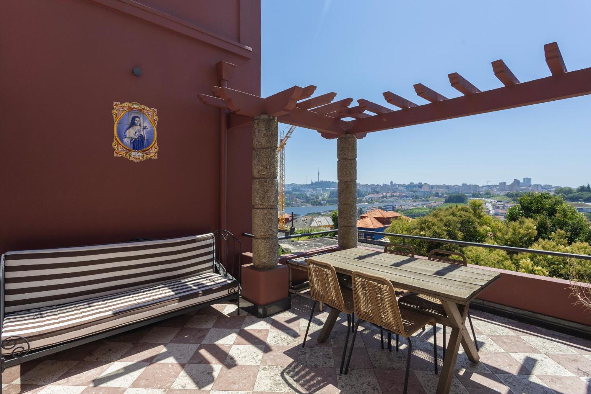 Liiiving In - Casa Duque *