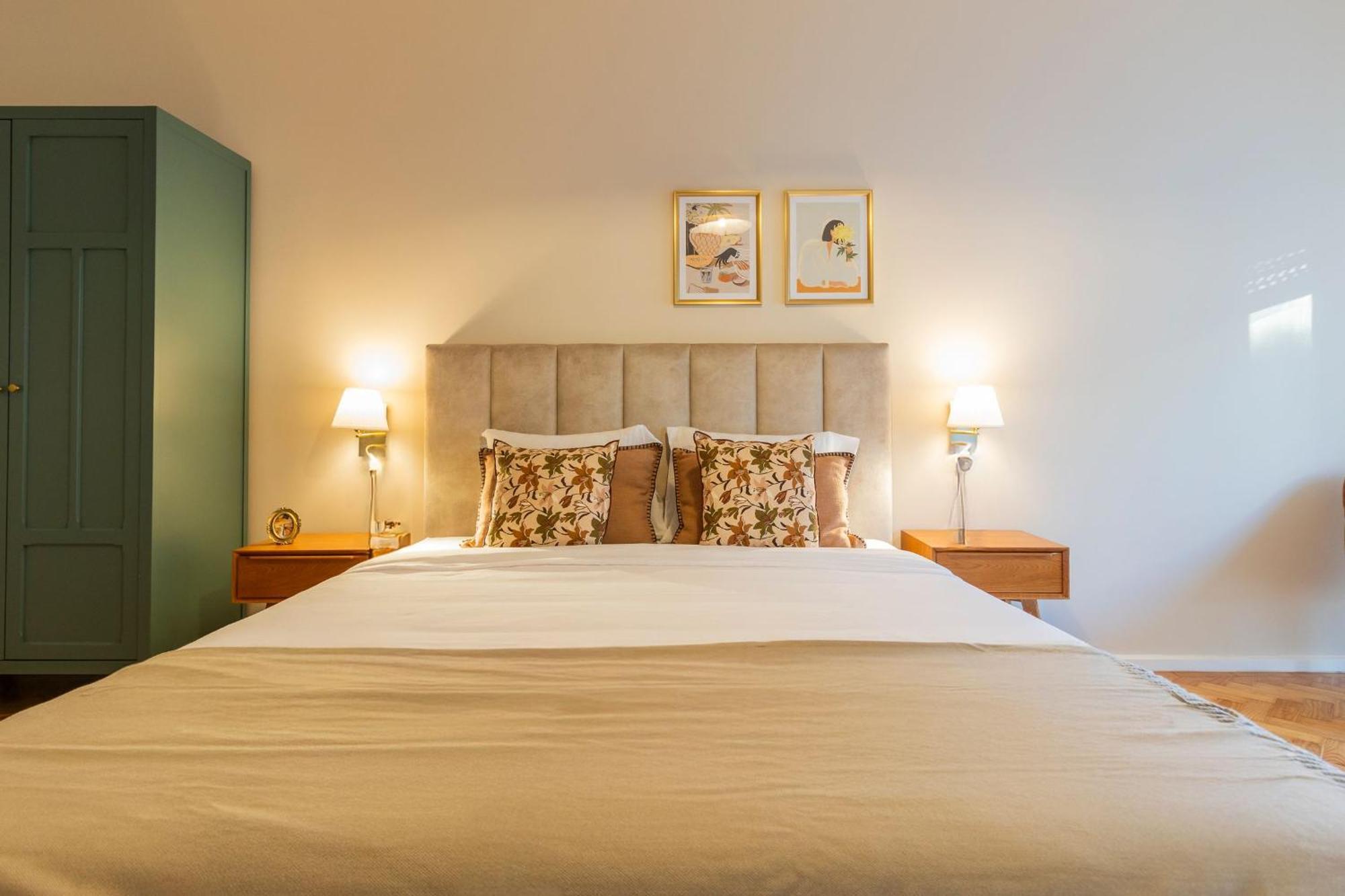 Apartment 3br Joyous Wonder By Lovelystay